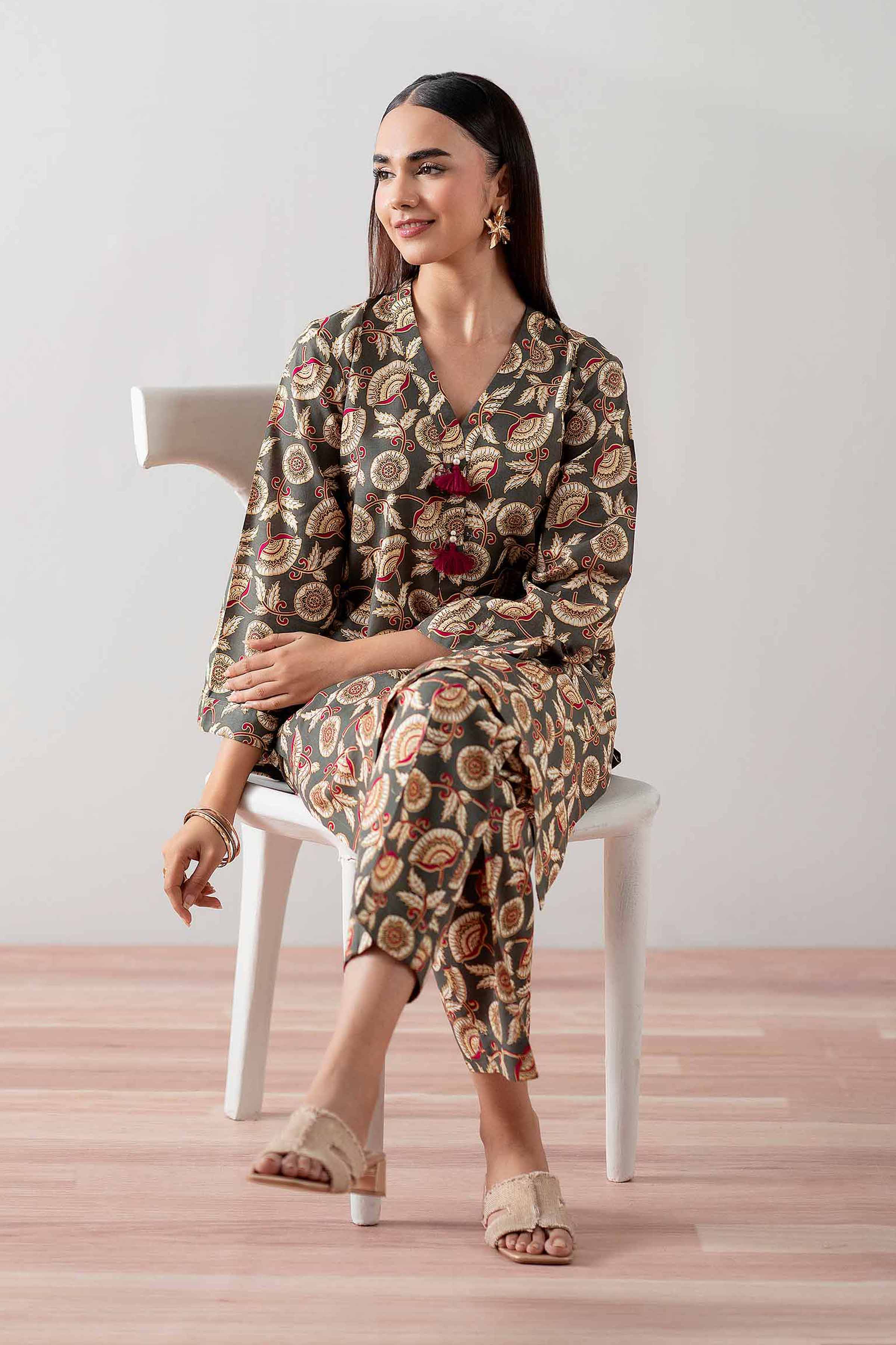 2 Piece - Printed Suit - PS25-122 - Image 2