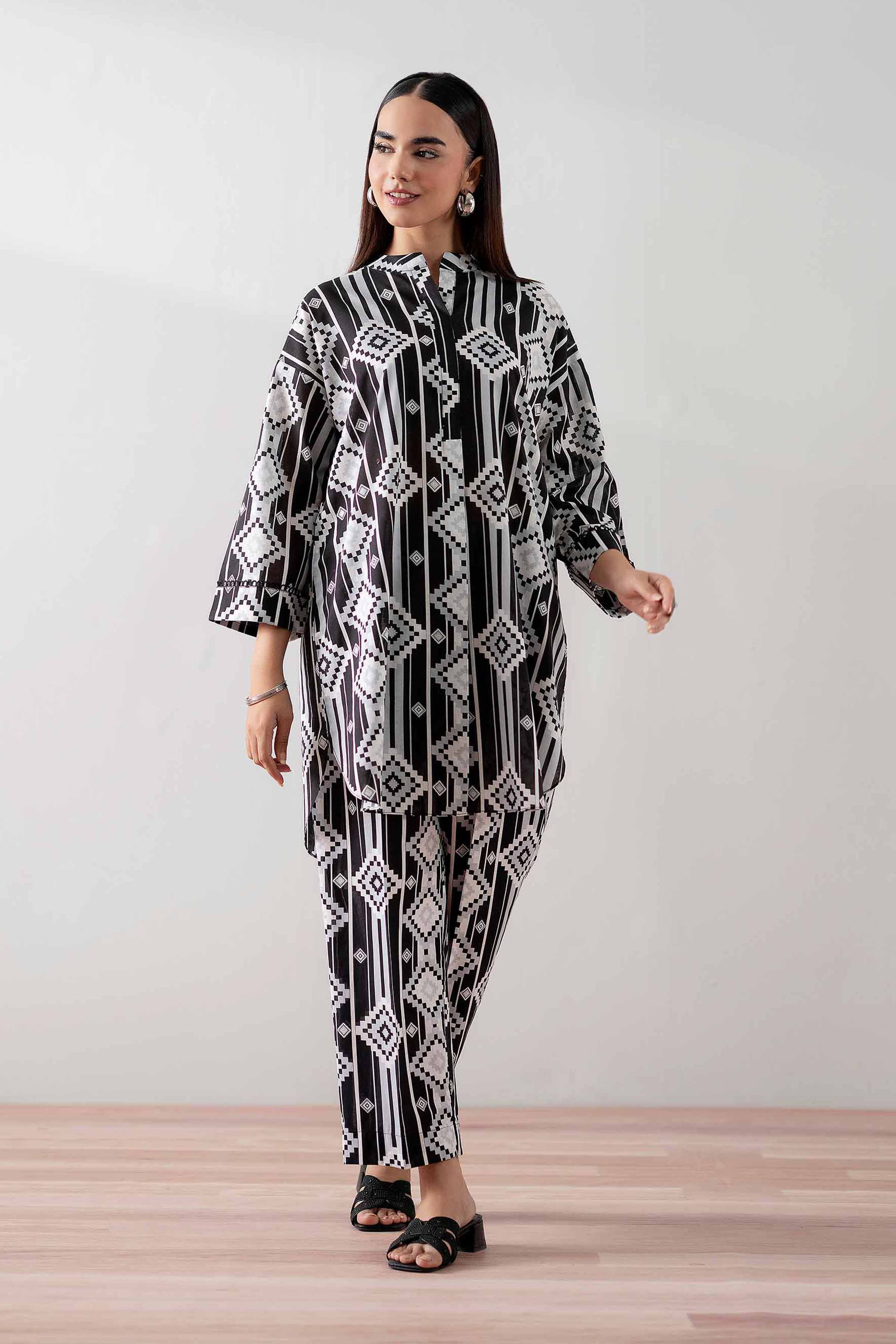 2 Piece - Printed Suit - PS25-130 - Image 2