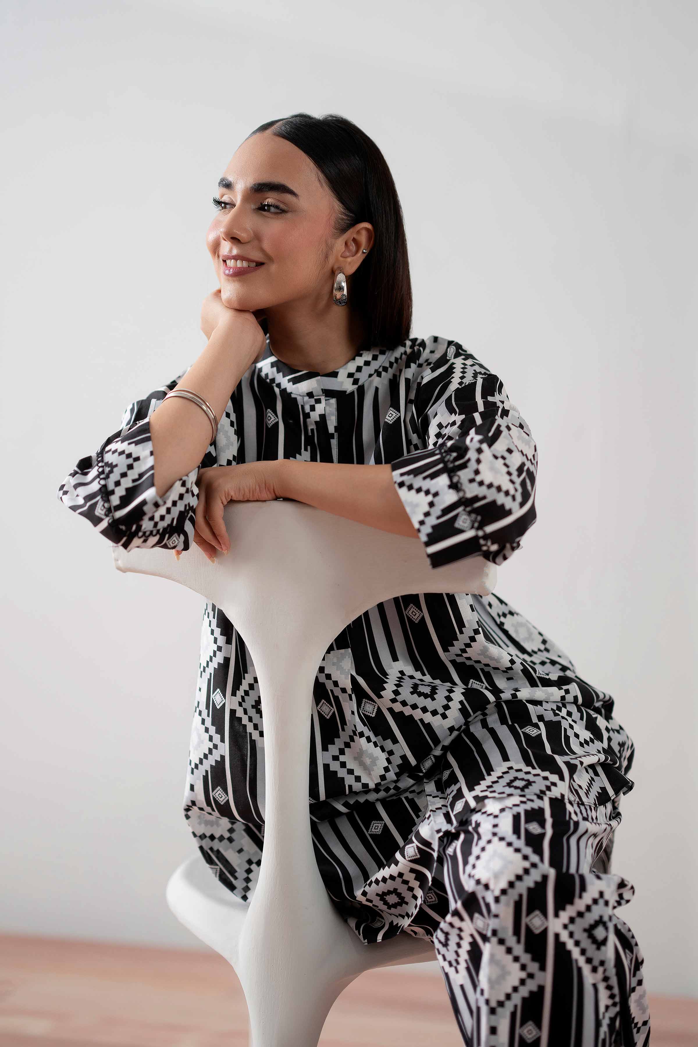 2 Piece - Printed Suit - PS25-130 - Image 5