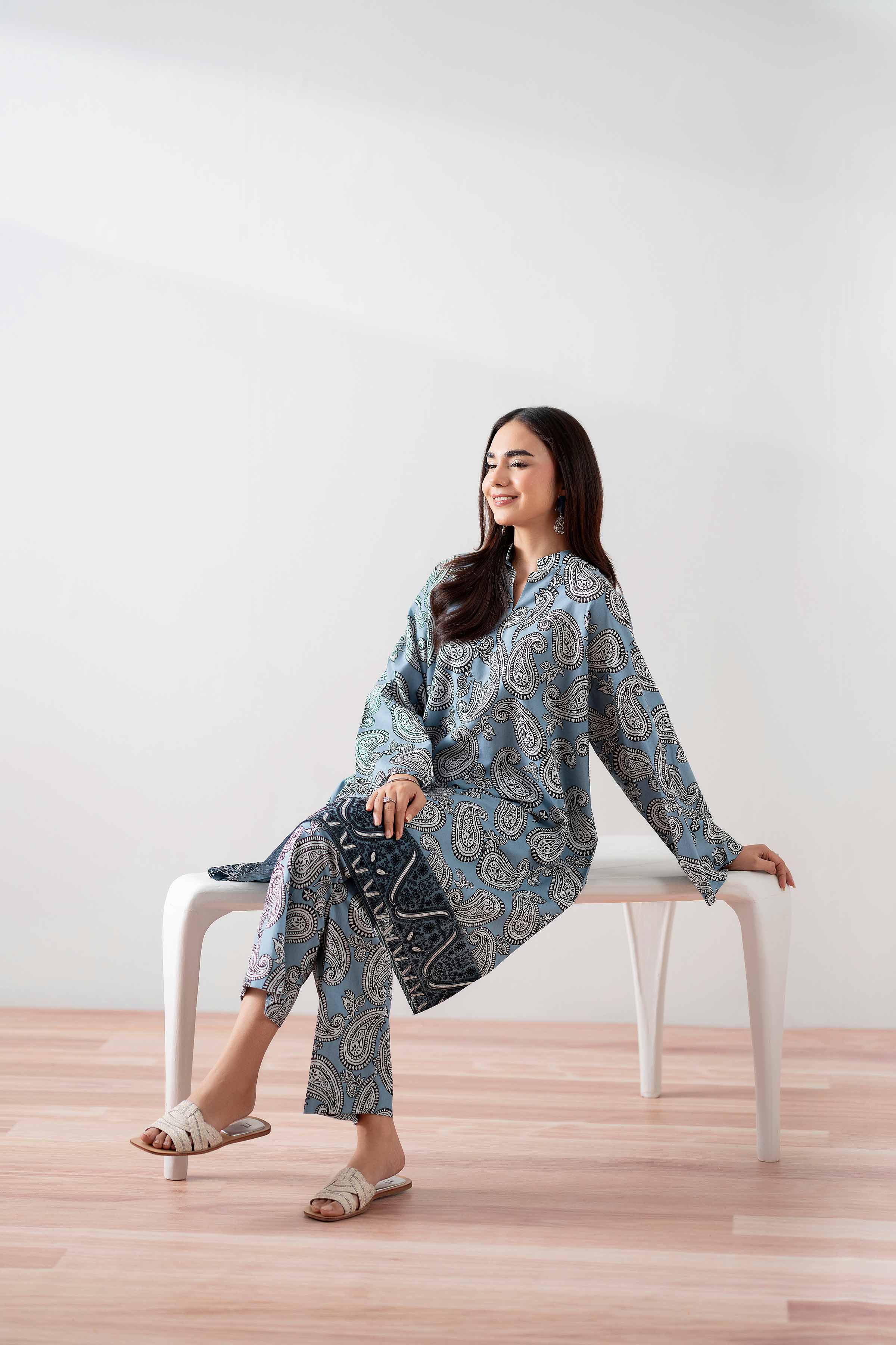 2 Piece - Printed Embroidered Suit - PS25-138 - Image 5