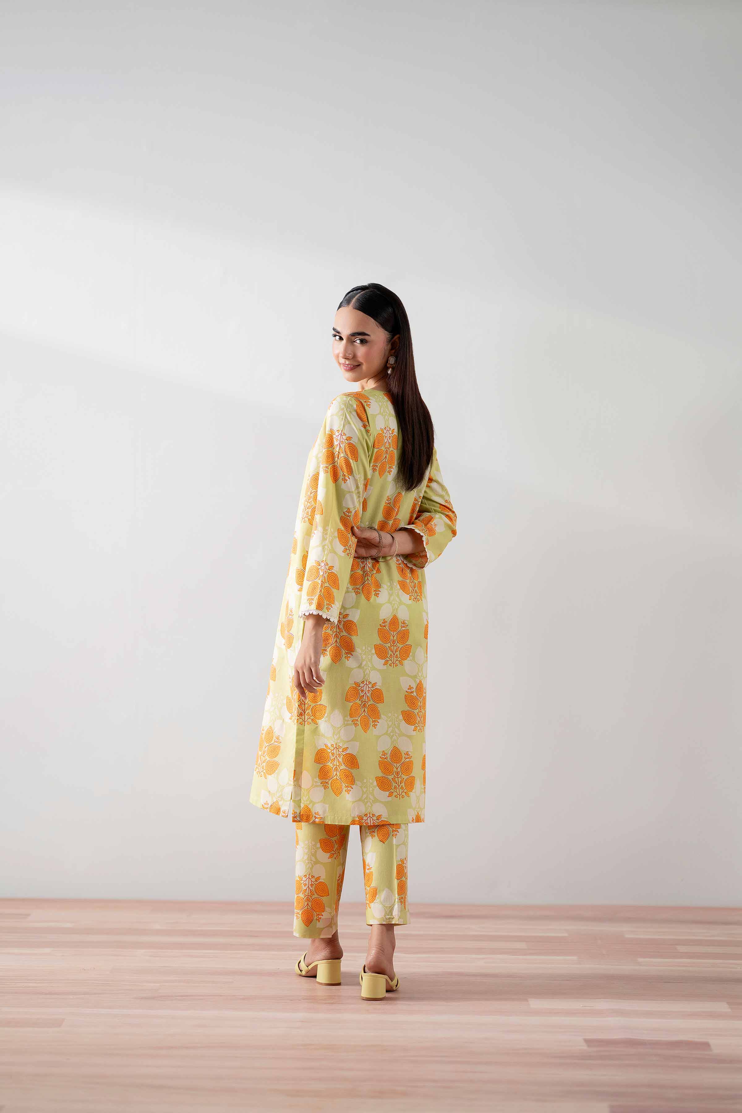 2 Piece - Printed Suit - PS25-139 - Image 3