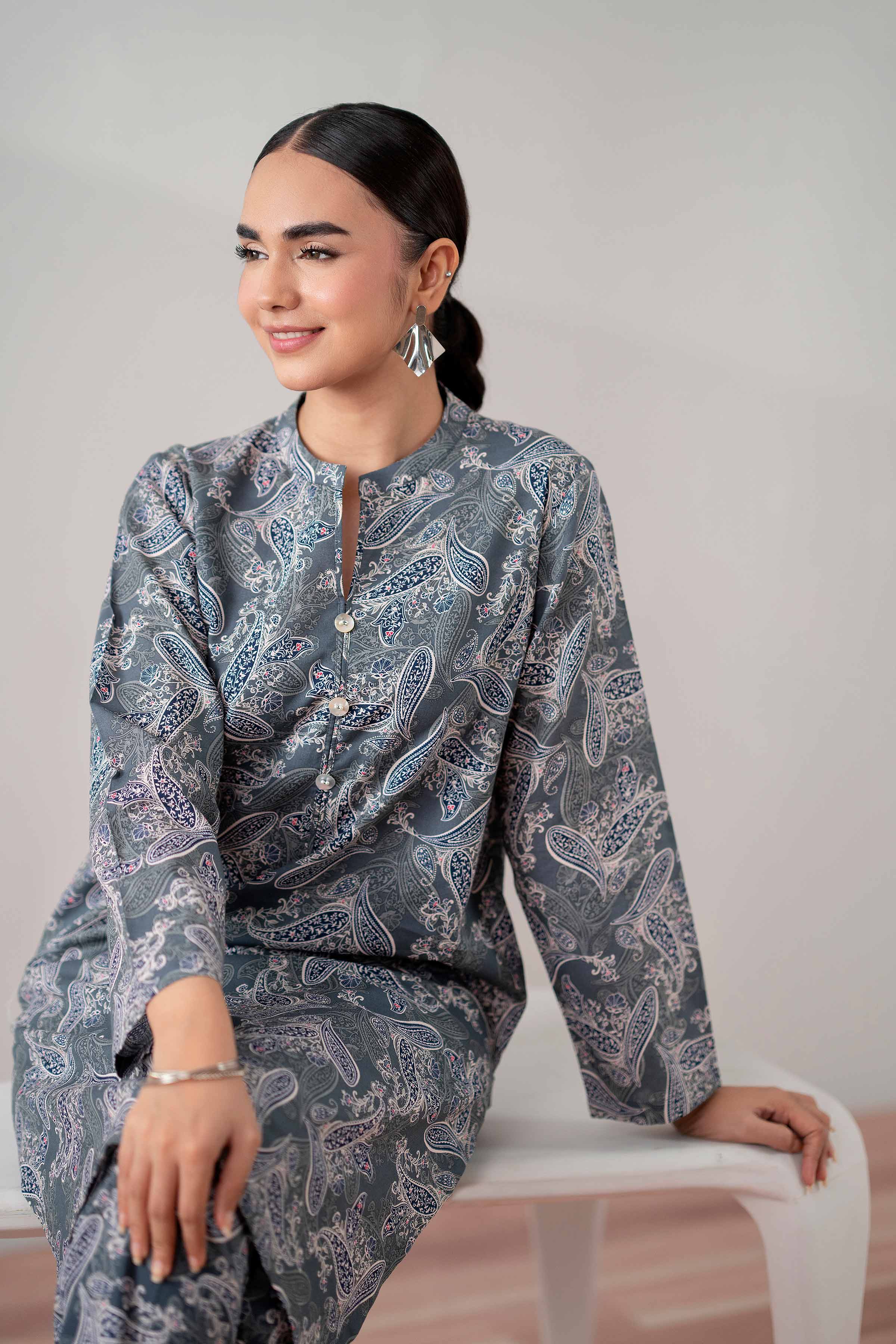 2 Piece - Printed Suit - PS25-140 - Image 5