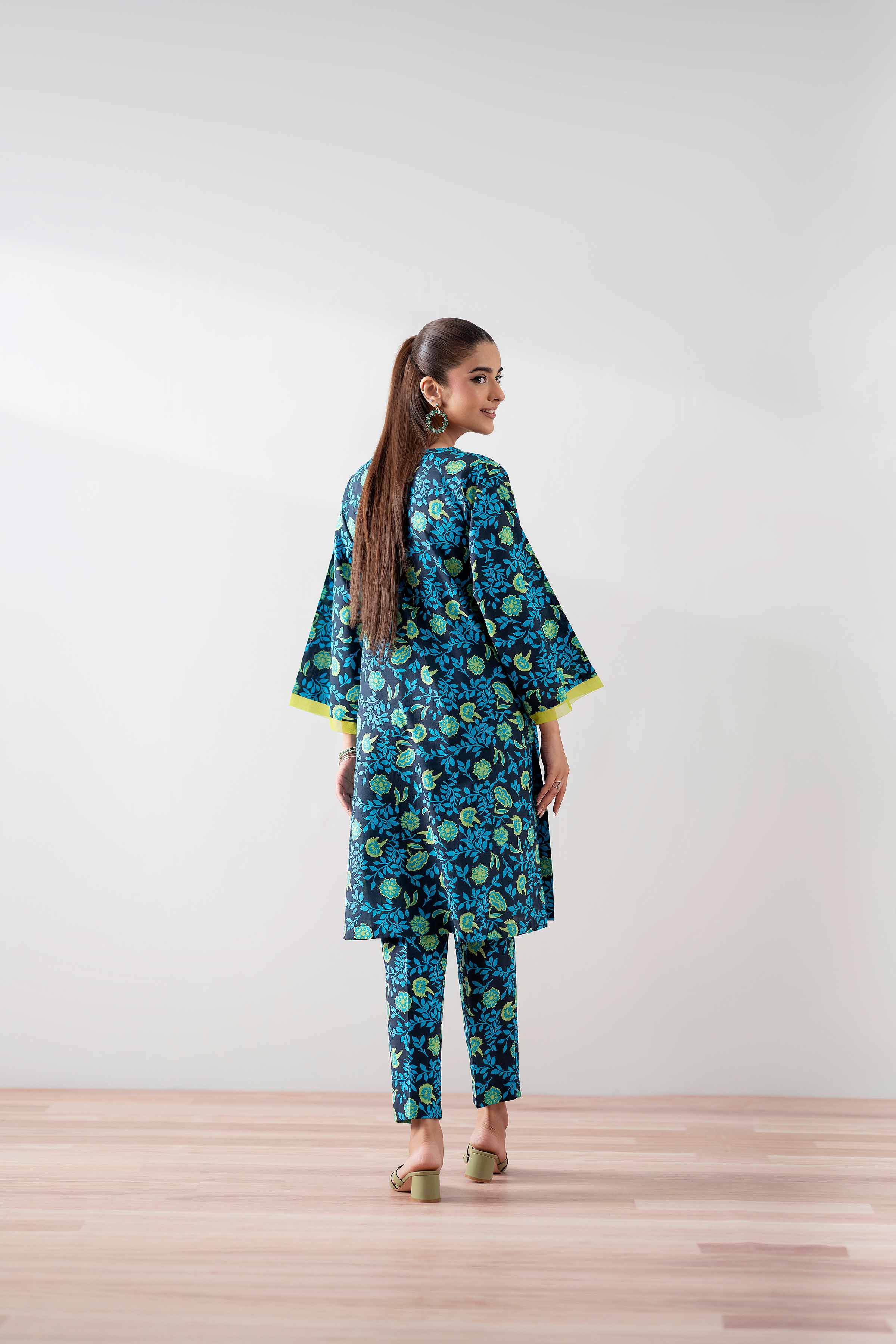 2 Piece - Printed Suit - PS25-142 - Image 3