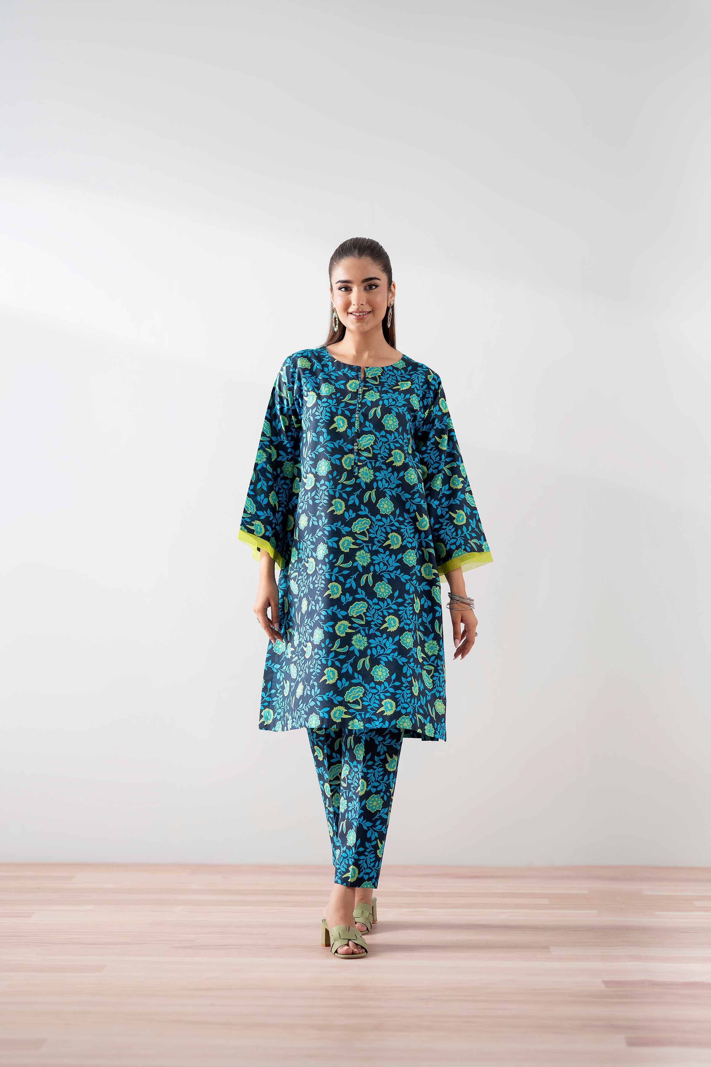 2 Piece - Printed Suit - PS25-142 - Image 4
