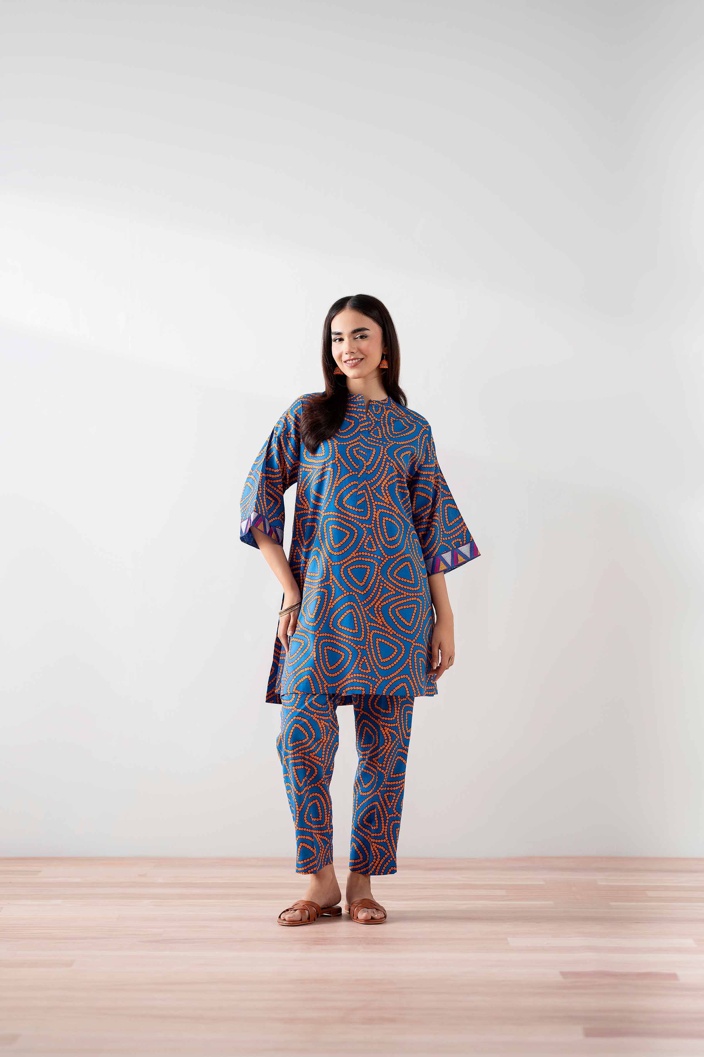 2 Piece - Printed Embroidered Suit - PS25-146 - Image 6