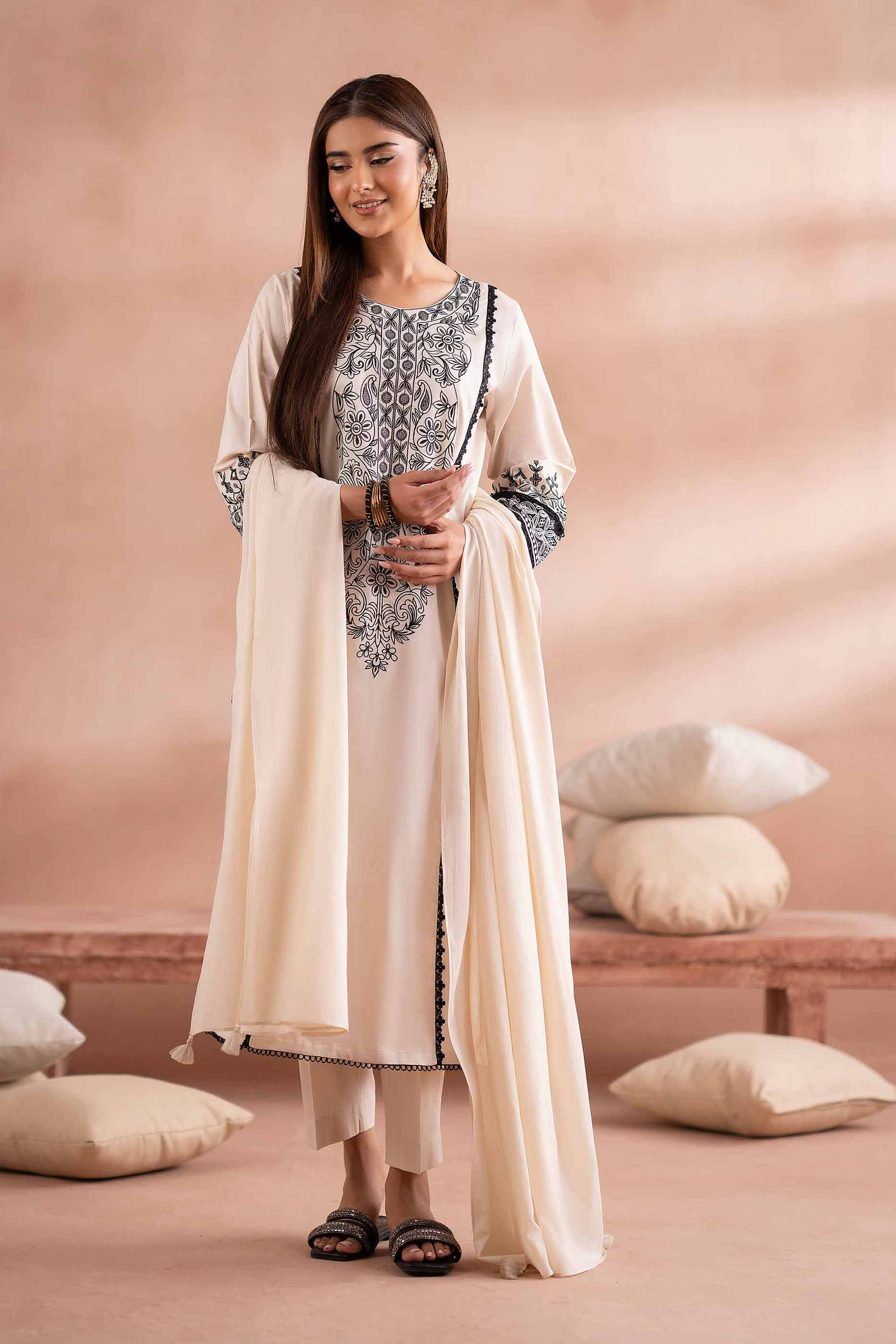3 Piece - Embroidered Suit - PS25-162 - Image 4
