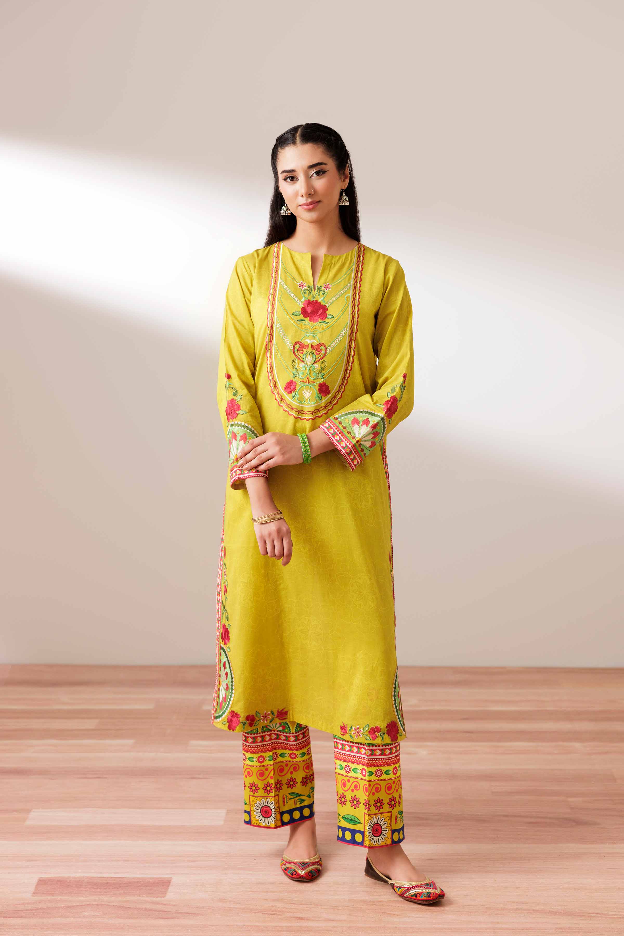 2 Piece - Printed Embroidered Suit - PS25-167 - Image 5