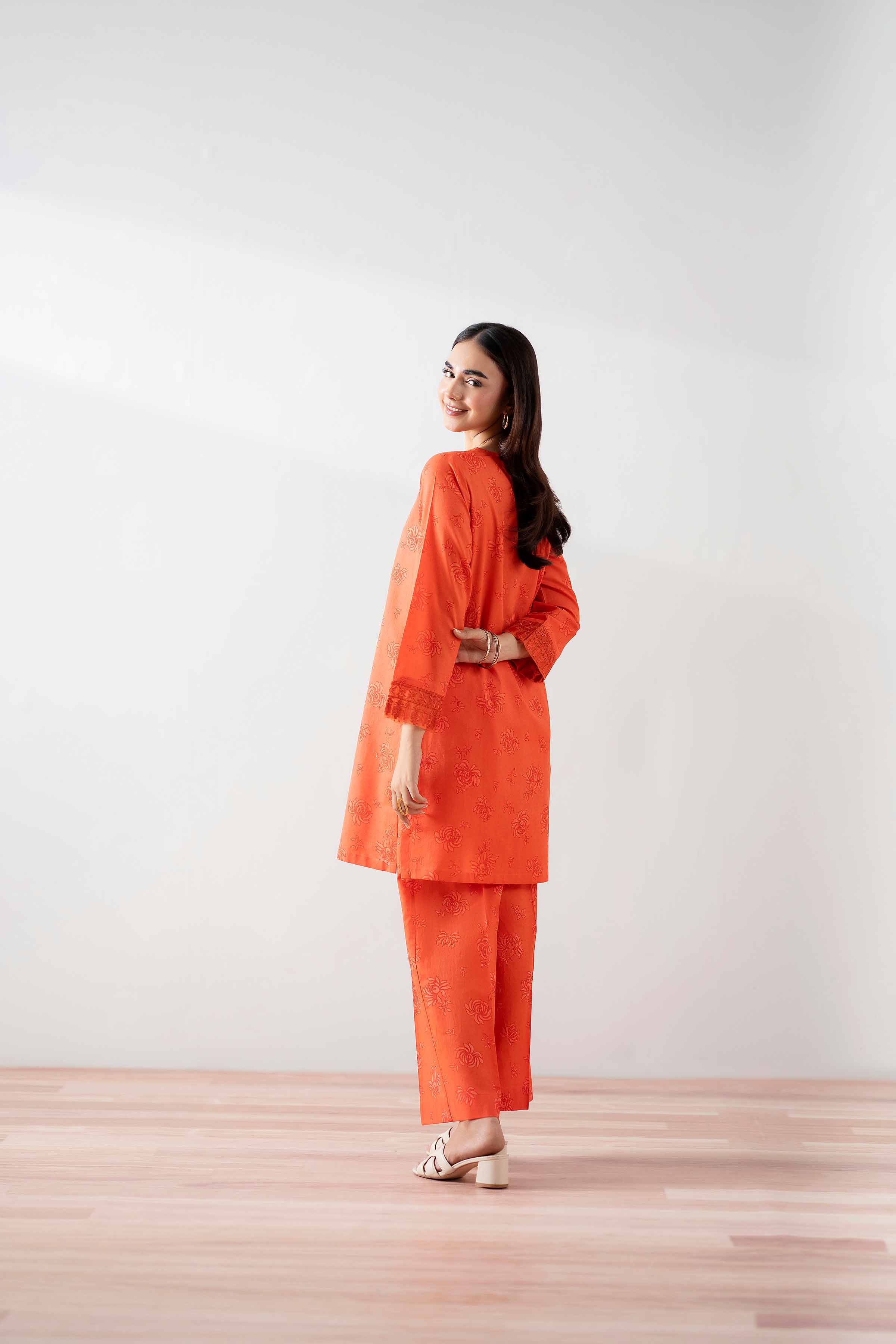 2 Piece - Printed Embroidered Suit - PS25-170 - Image 3