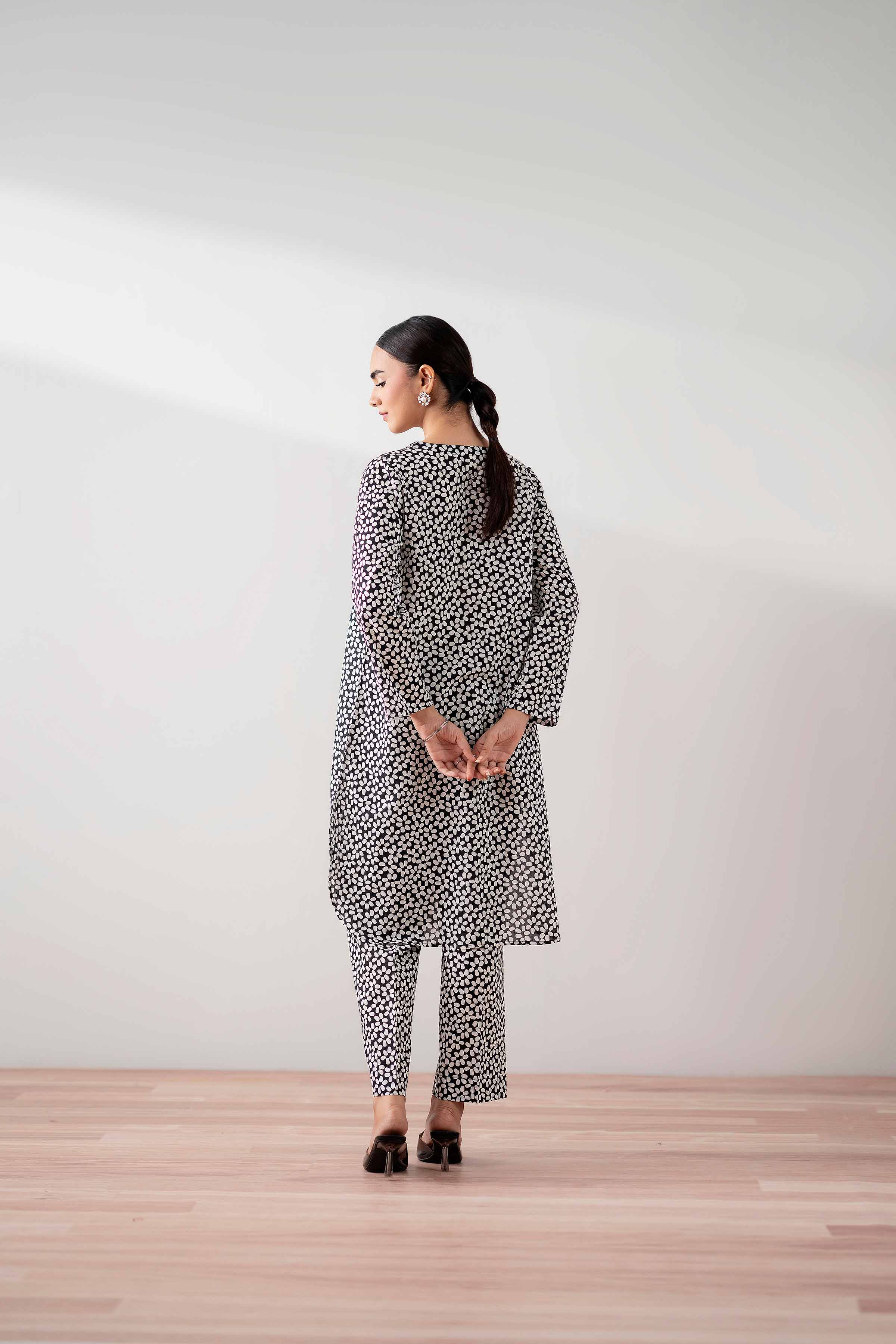 2 Piece - Printed Suit - PS25-220 - Image 3
