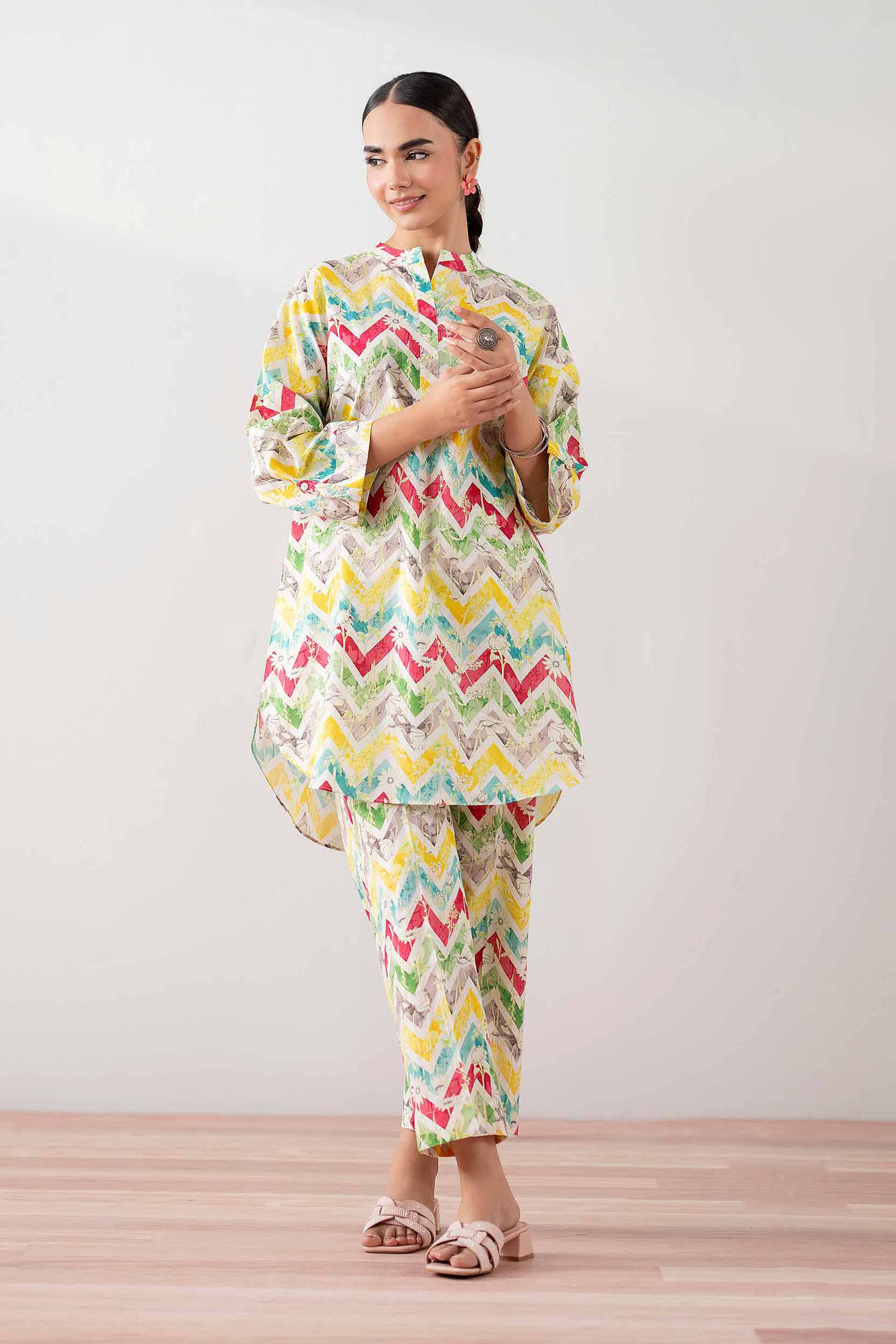 2 Piece - Printed Suit - PS25-230 - Image 2