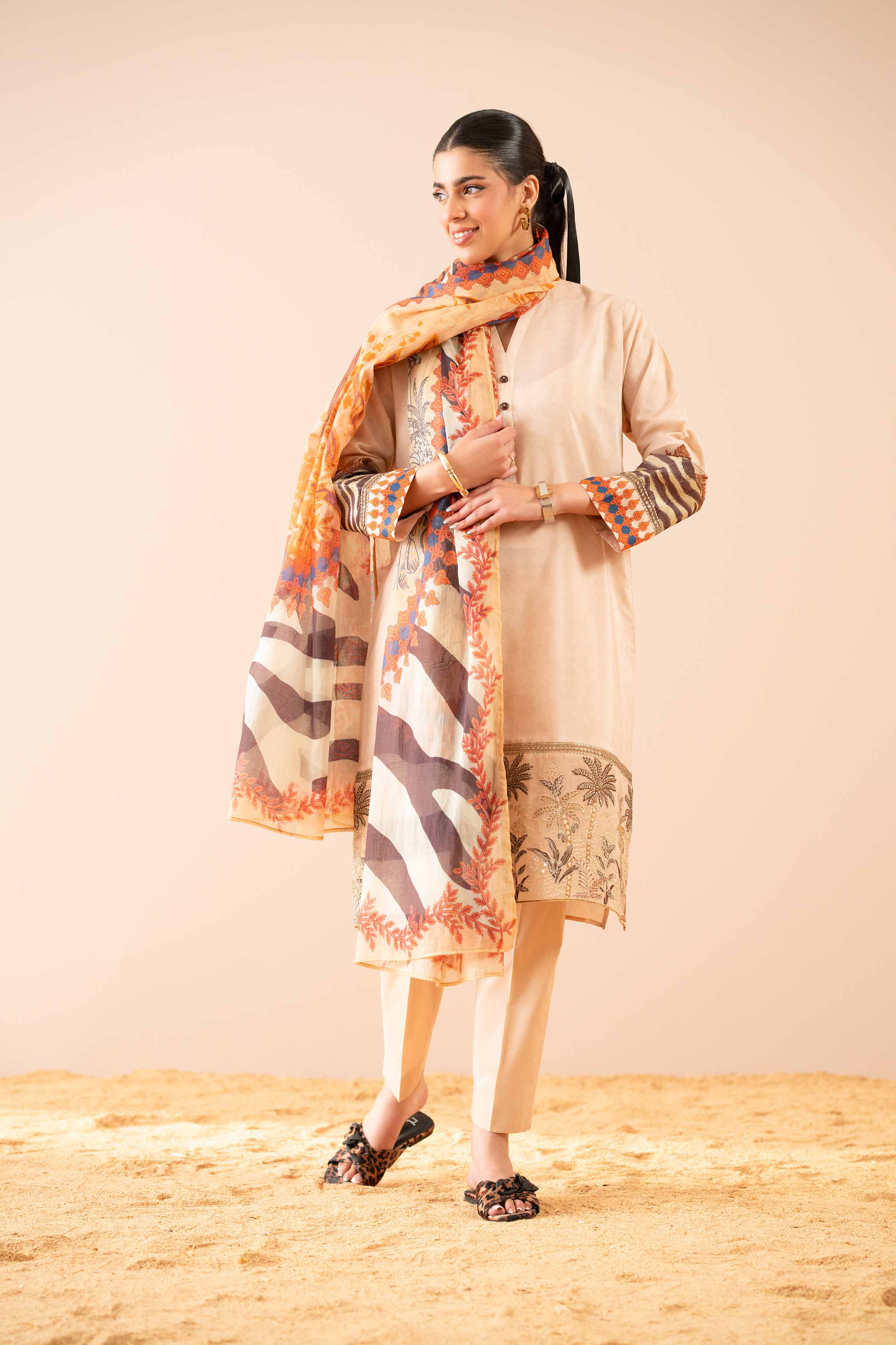 3 Piece - Printed Embroidered Suit - PS25-77 - Image 4