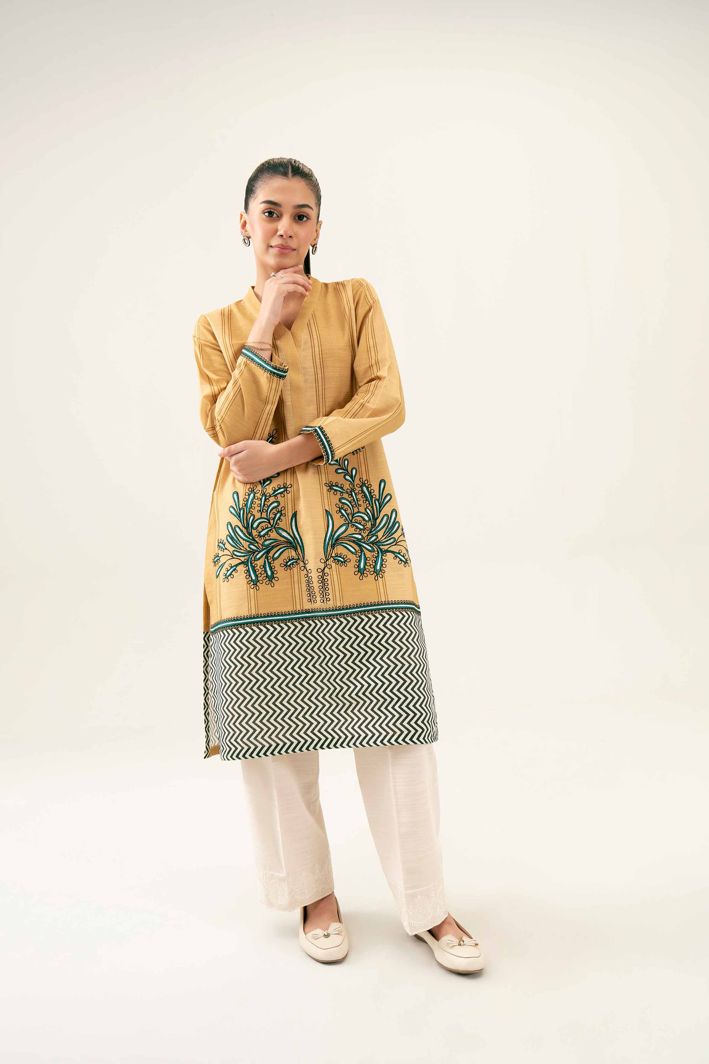 Printed Embroidered Shirt - PW24-119 - Image 4