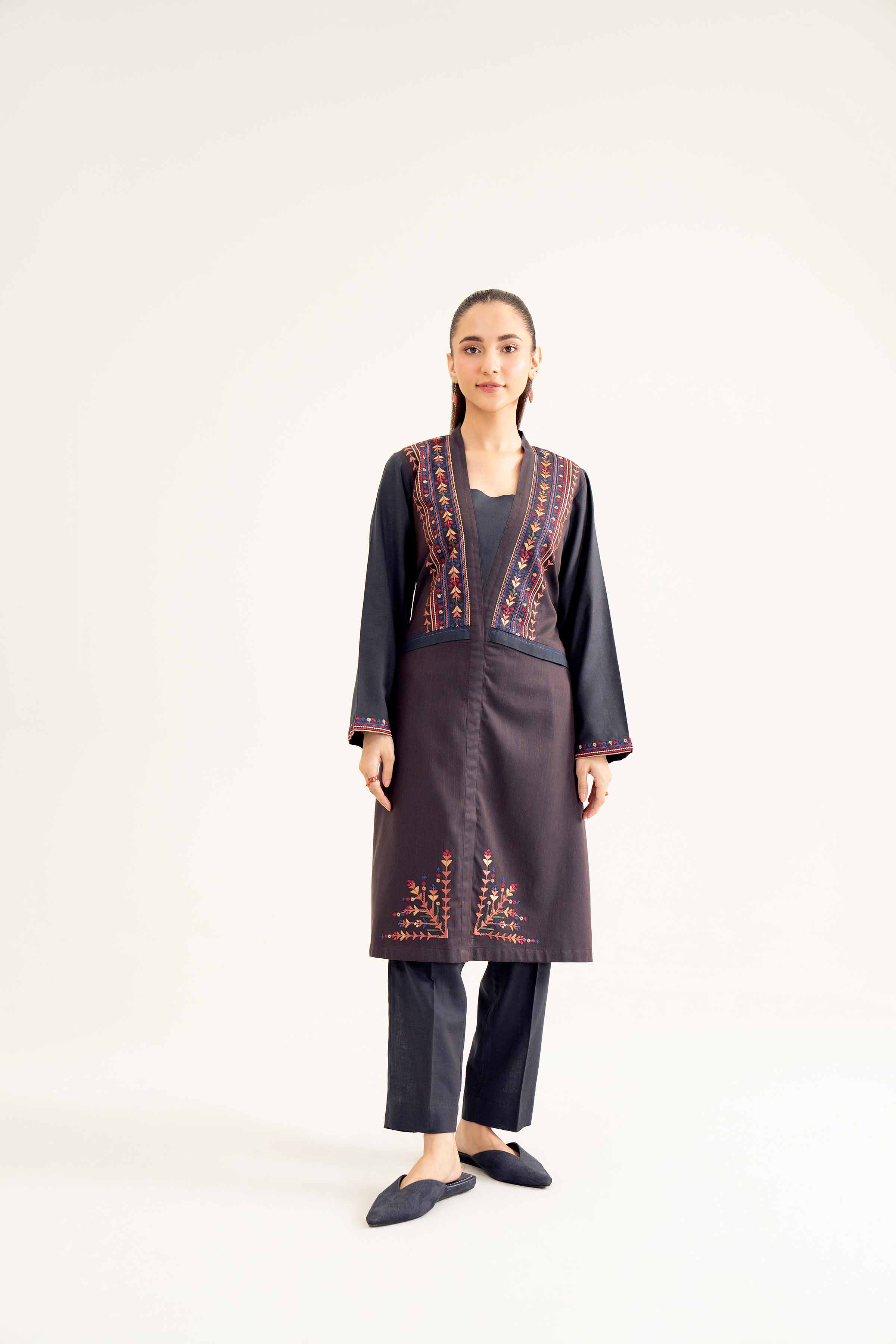 2 Piece - Embroidered Suit - PW24-20 - Image 4