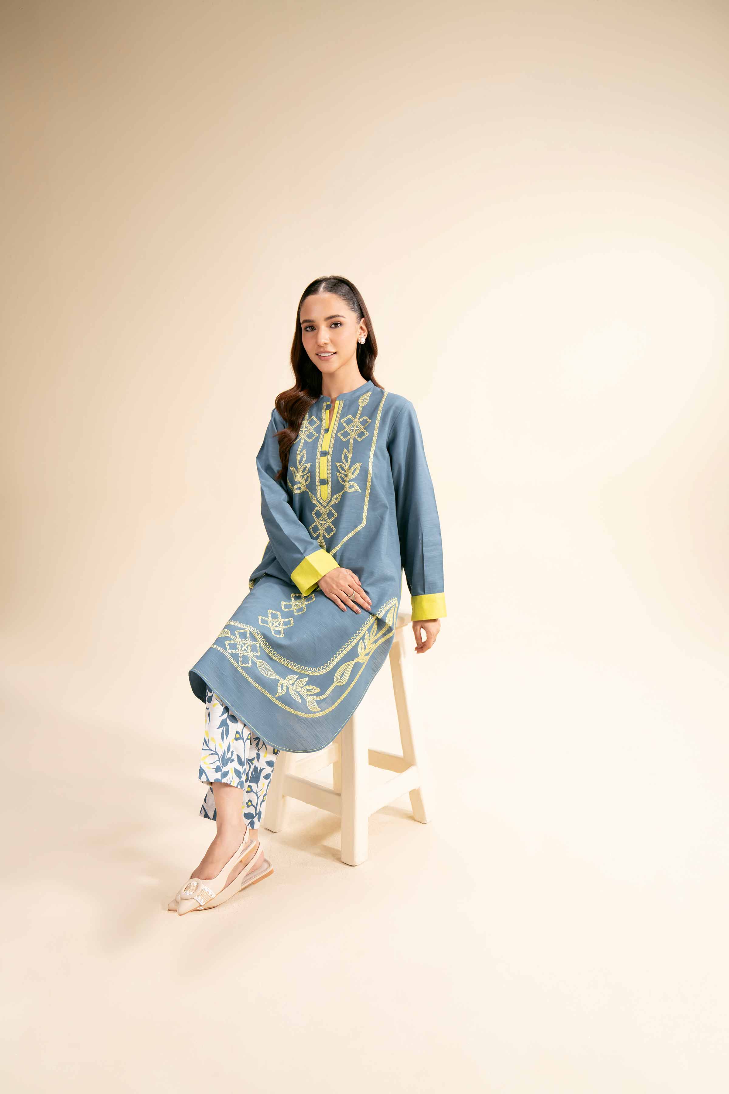 2 Piece - Printed Embroidered Suit - PW24-259 - Image 6