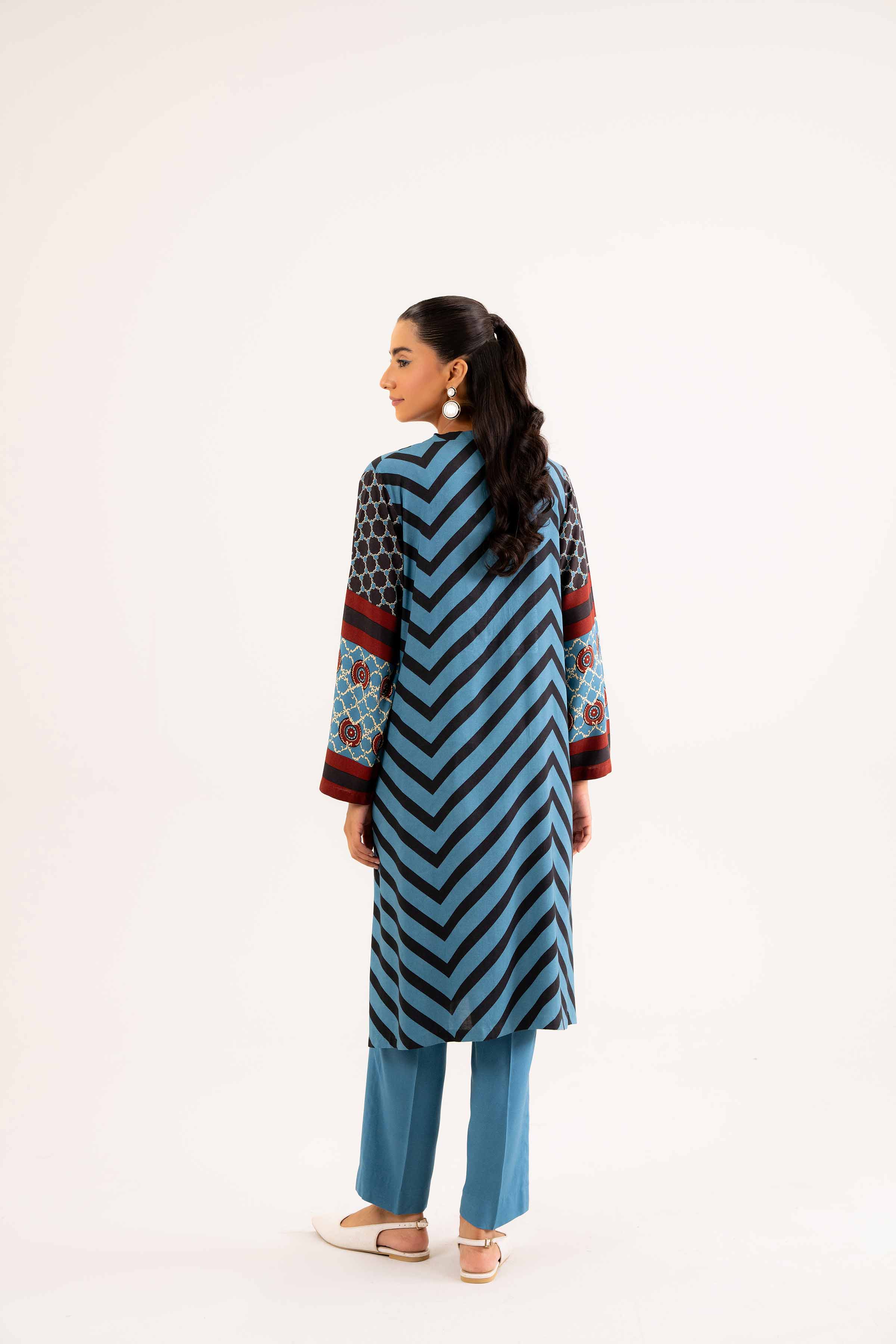 2 Piece - Printed Embroidered Suit - PW24-317 - Image 3