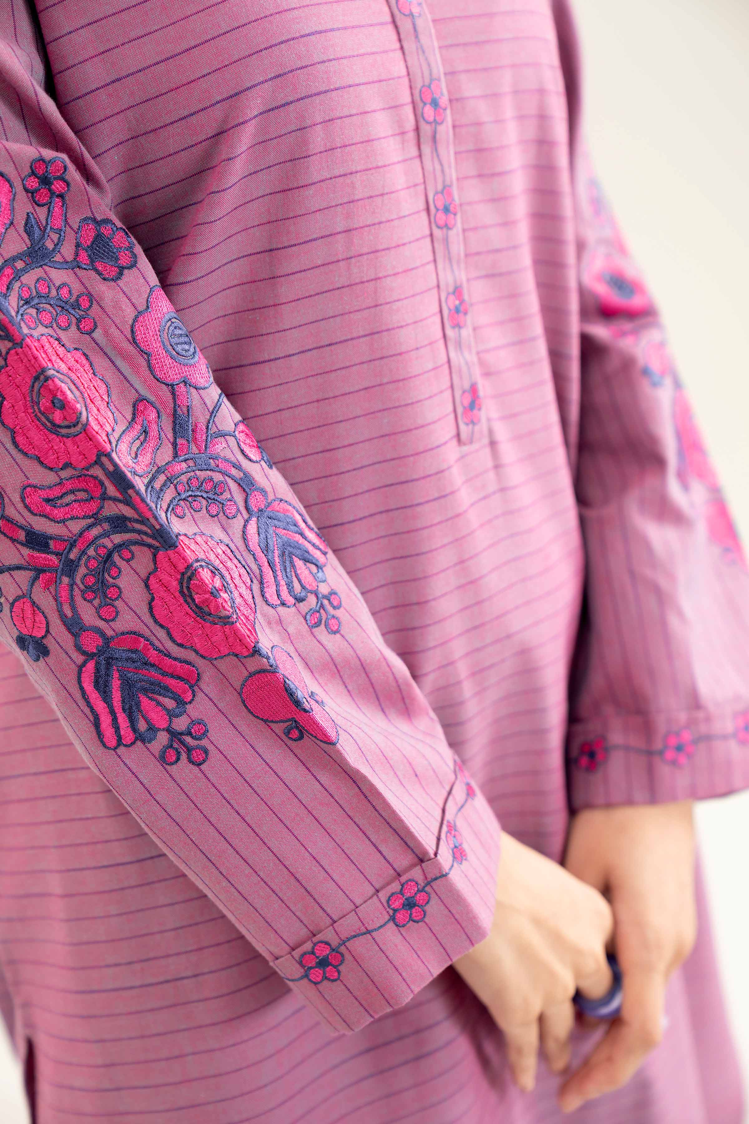 Embroidered Shirt - PW24-38 - Image 9