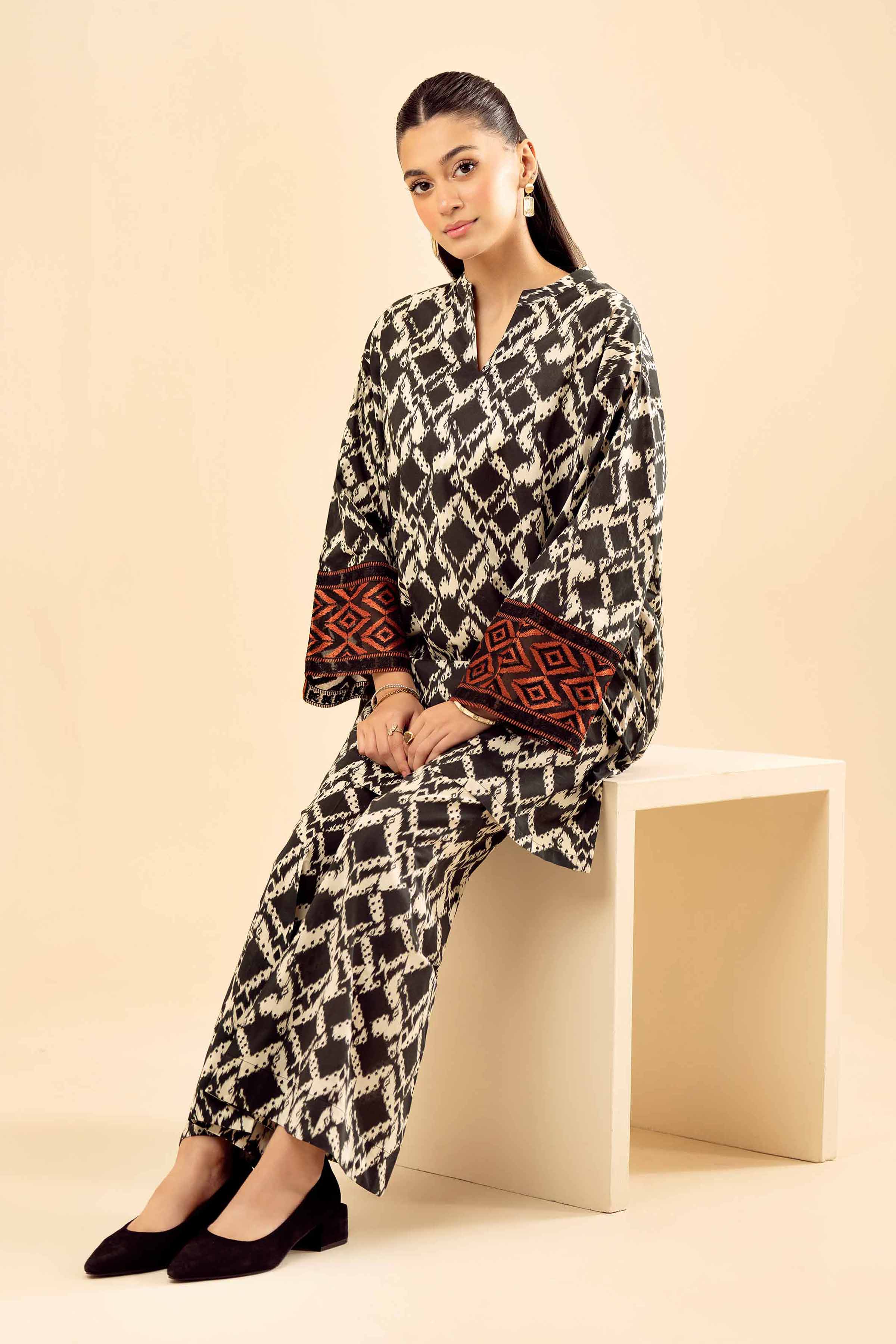 2 Piece - Printed Embroidered Suit - PW25-01 - Image 2