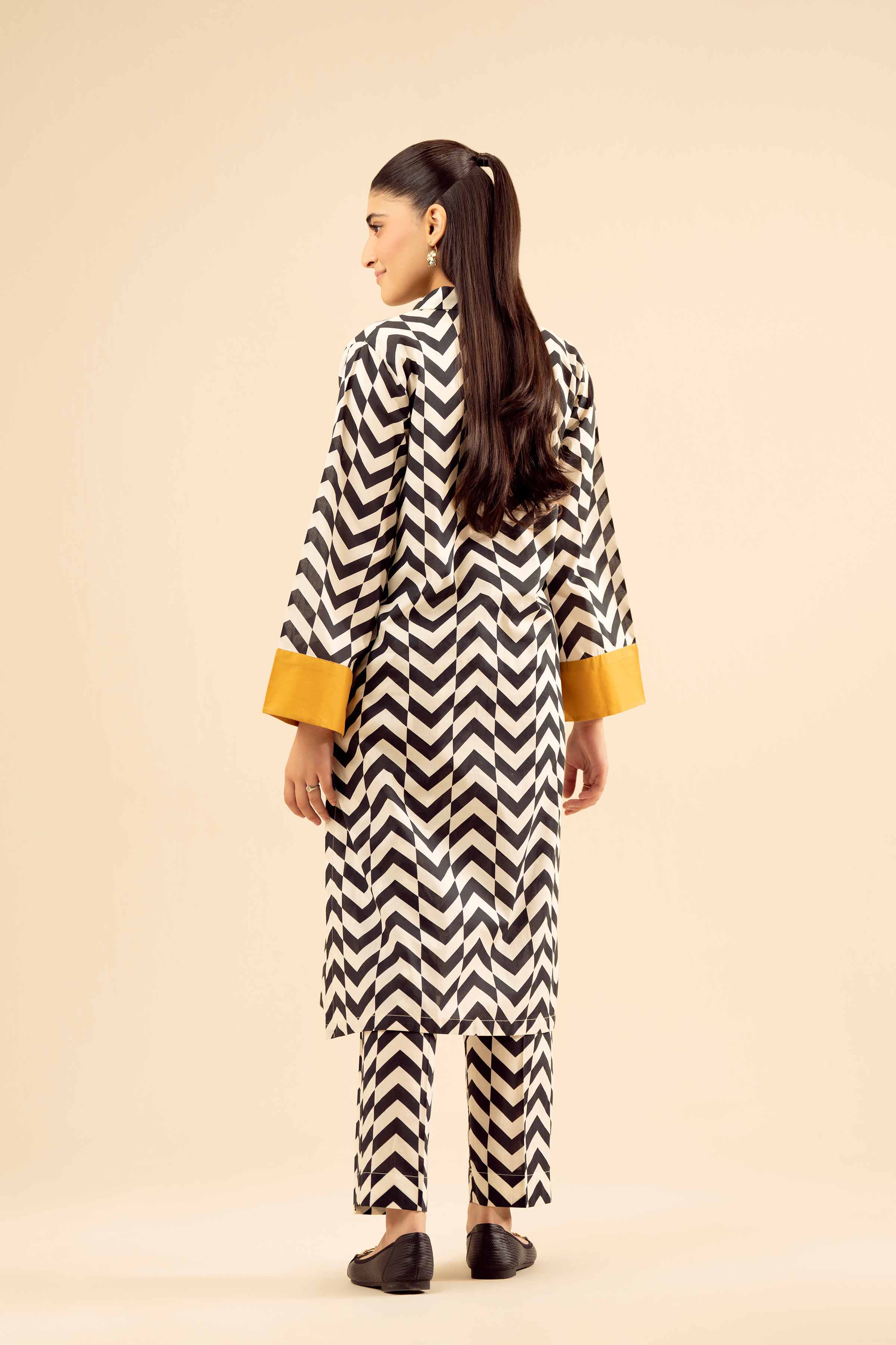2 Piece - Printed Suit - PW25-04 - Image 4