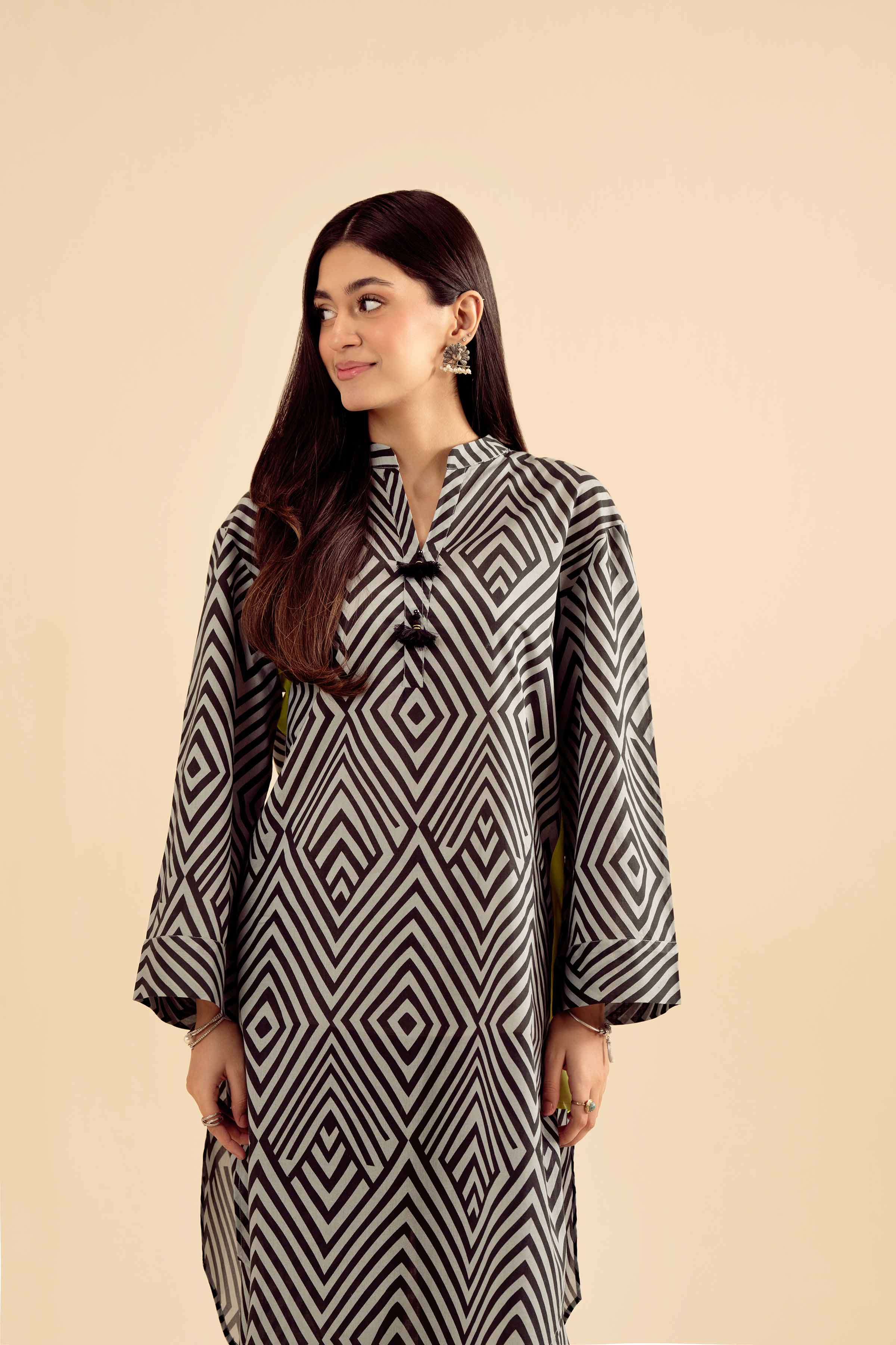 2 Piece - Printed Suit - PW25-22 - Image 7
