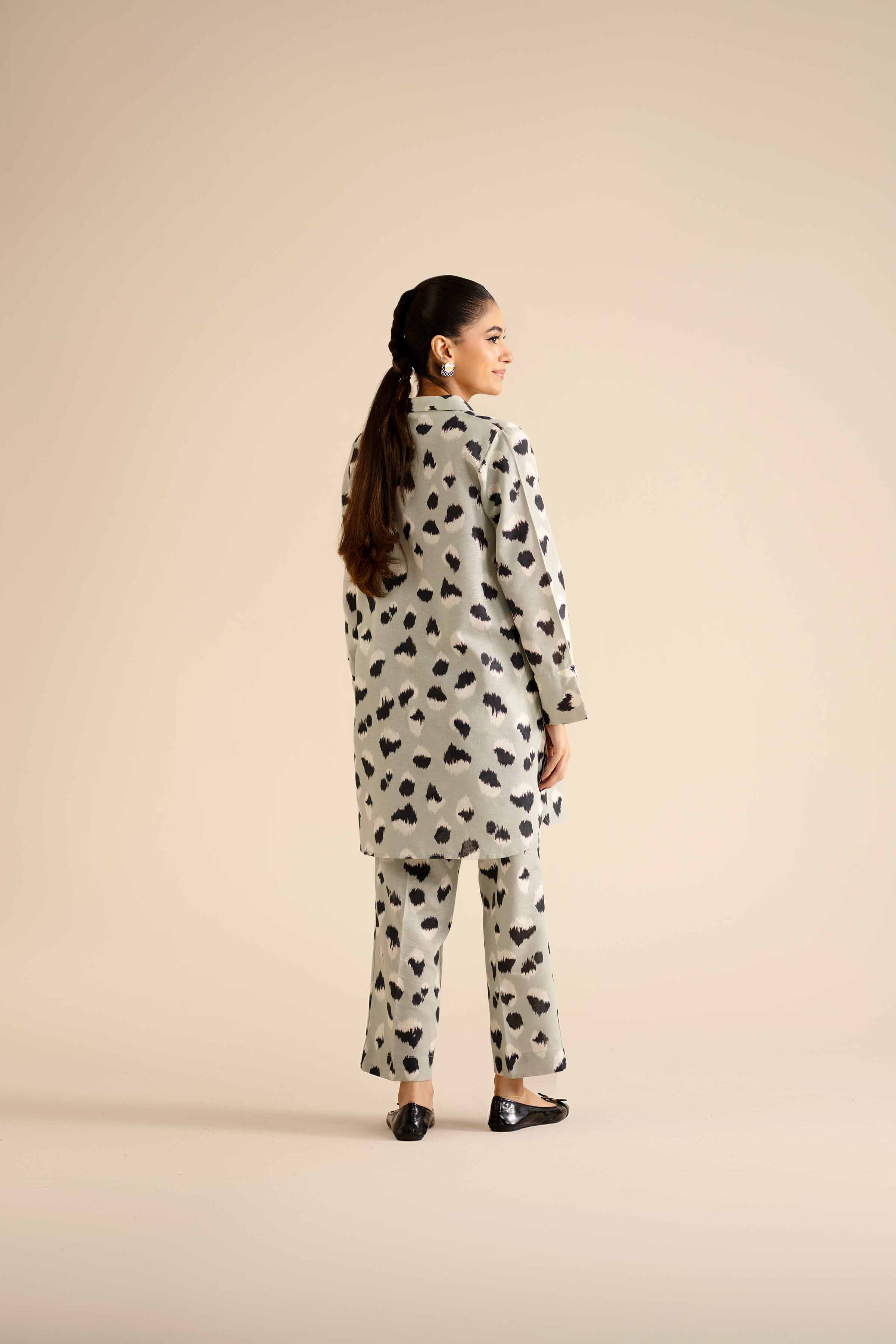 2 Piece - Printed Suit - PW25-232 - Image 3