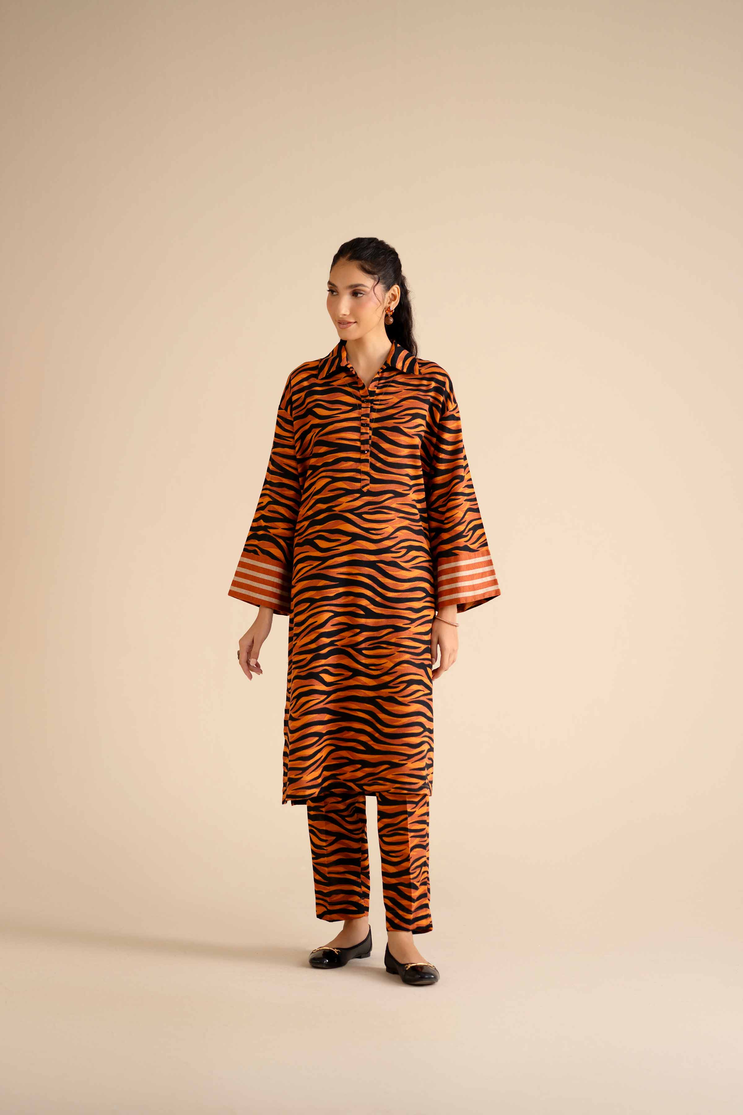 2 Piece - Printed Suit - PW25-234 - Image 4