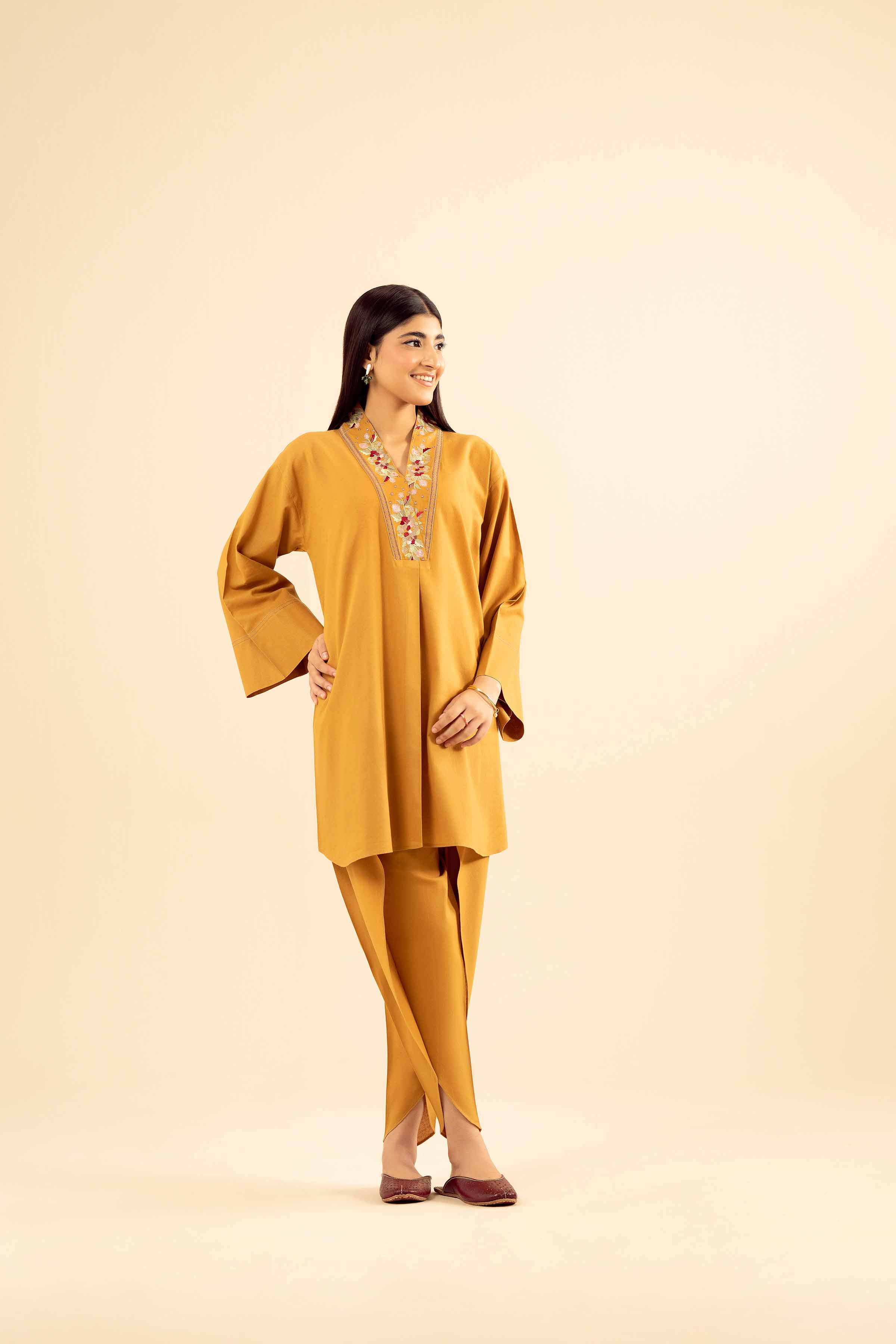 2 Piece - Embroidered Suit - PW25-241 - Image 5