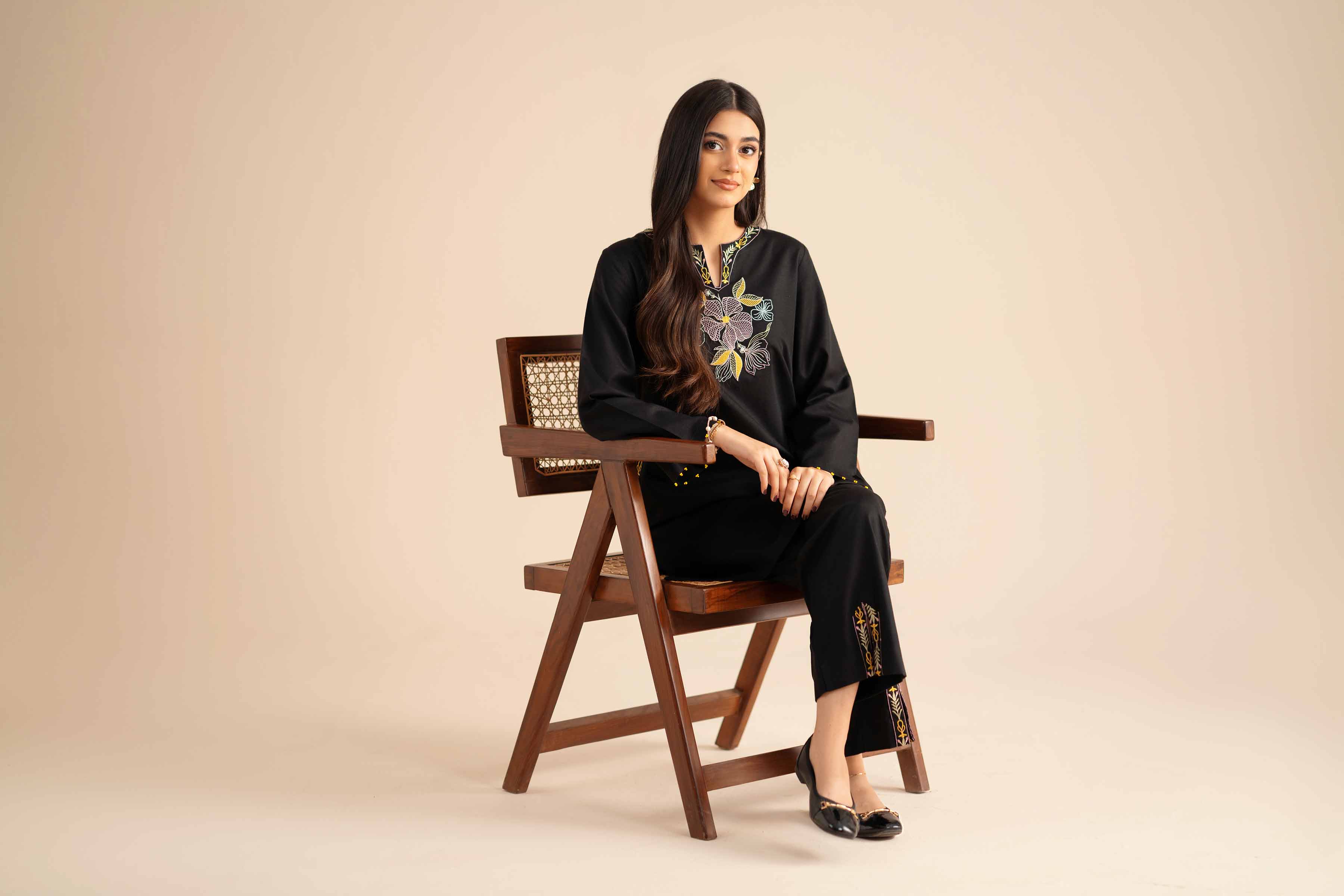 2 Piece - Embroidered Suit - PW25-284 - Image 9