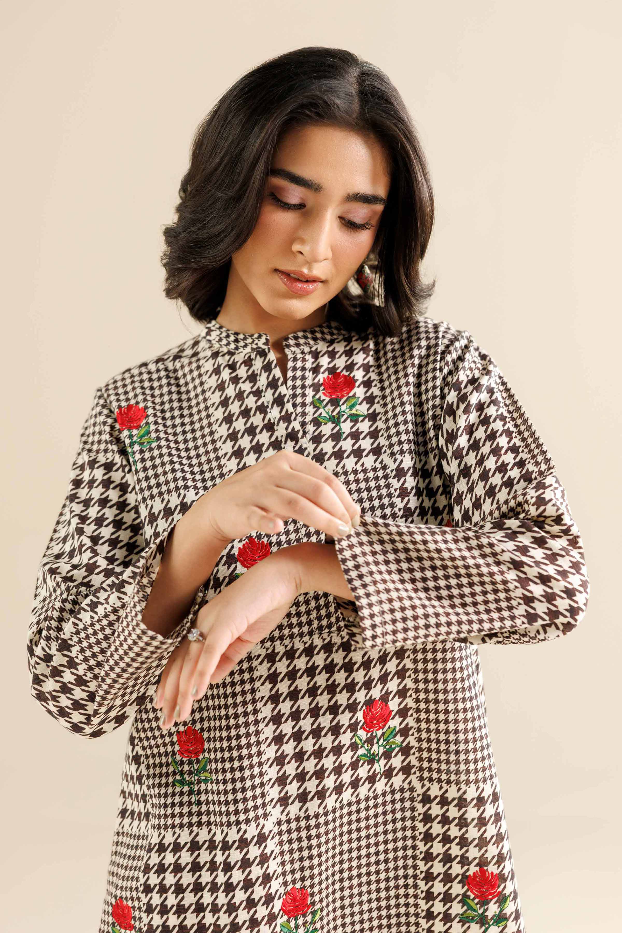 2 Piece - Embroidered Suit - PW25-288 - Image 2