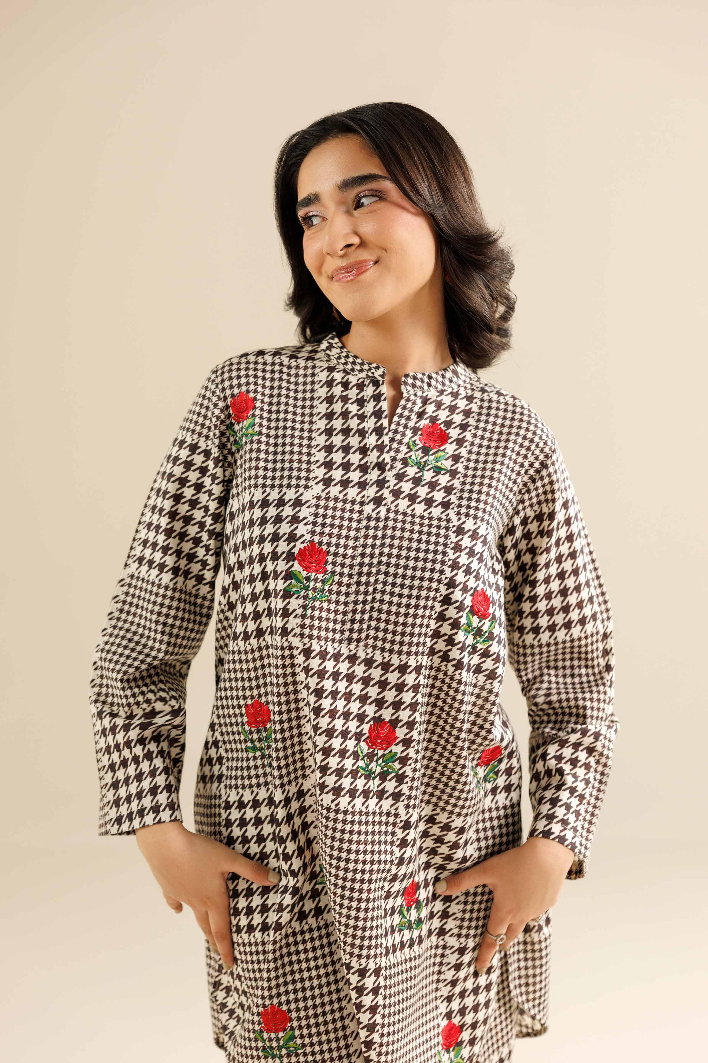 2 Piece - Embroidered Suit - PW25-288 - Image 5