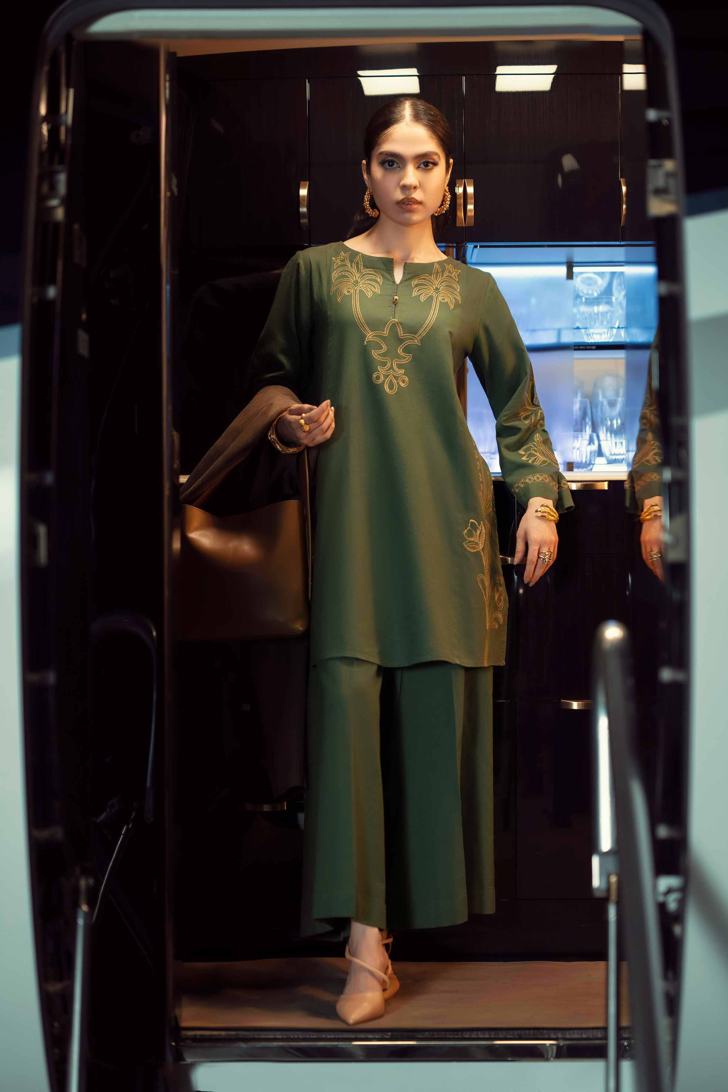 2 Piece - Embroidered Suit - PW25-298 - Image 4