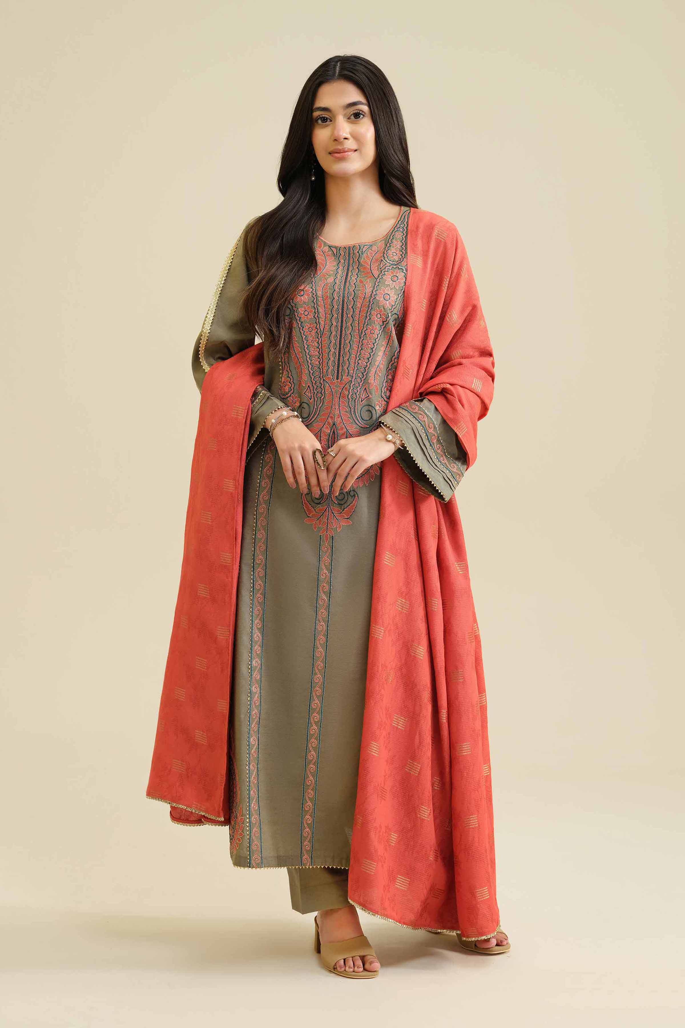 3 Piece - Embroidered Suit - PW25-400