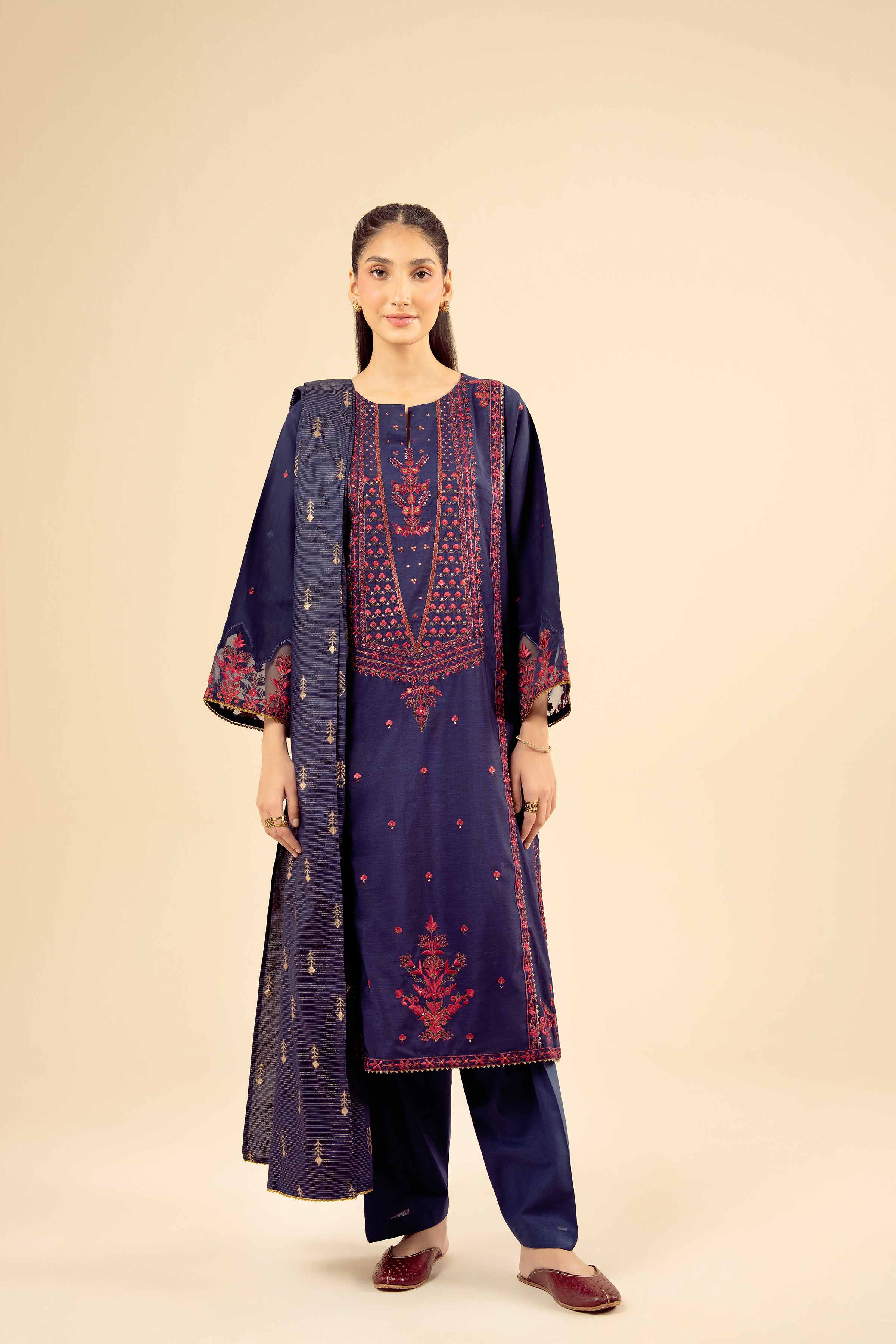 3 Piece - Embroidered Suit - PW25-403 - Image 5