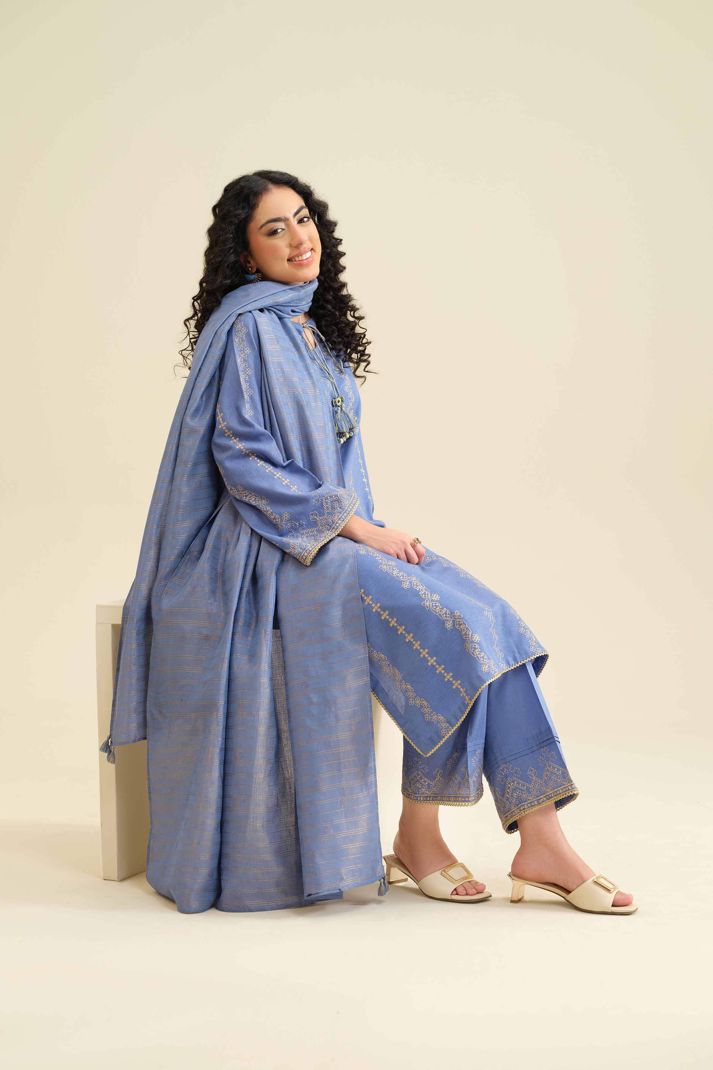 3 Piece - Embroidered Suit - PW25-417 - Image 6