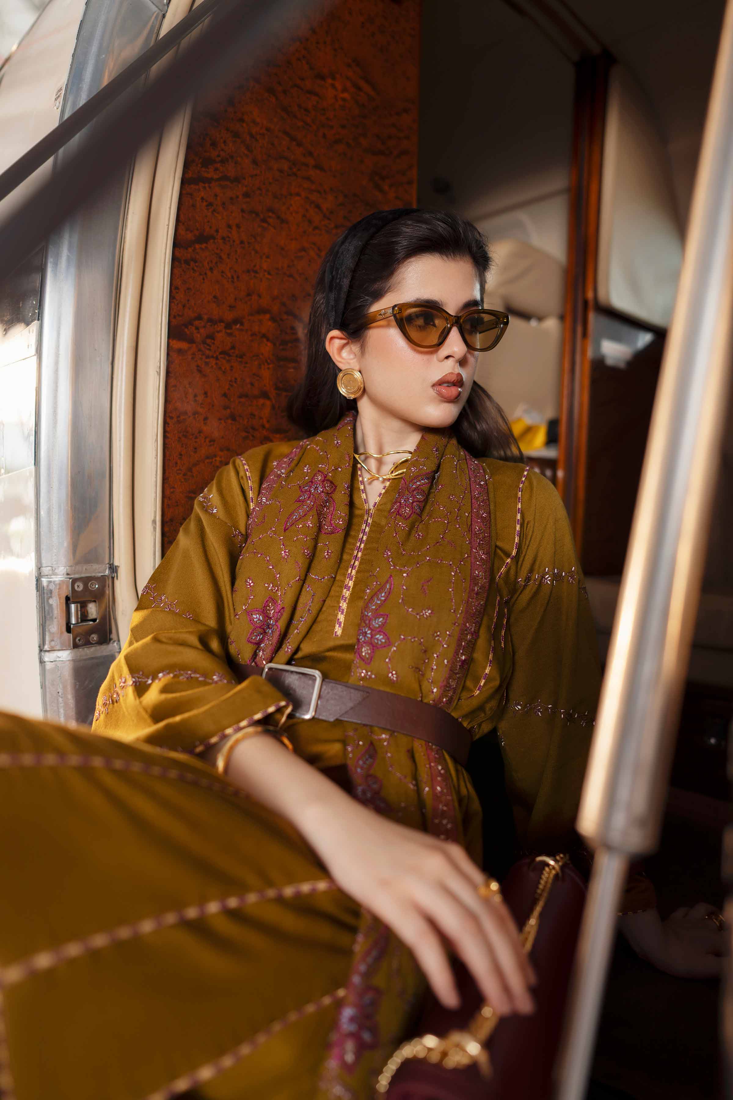 3 Piece - Embroidered Suit - PW25-438 - Image 2