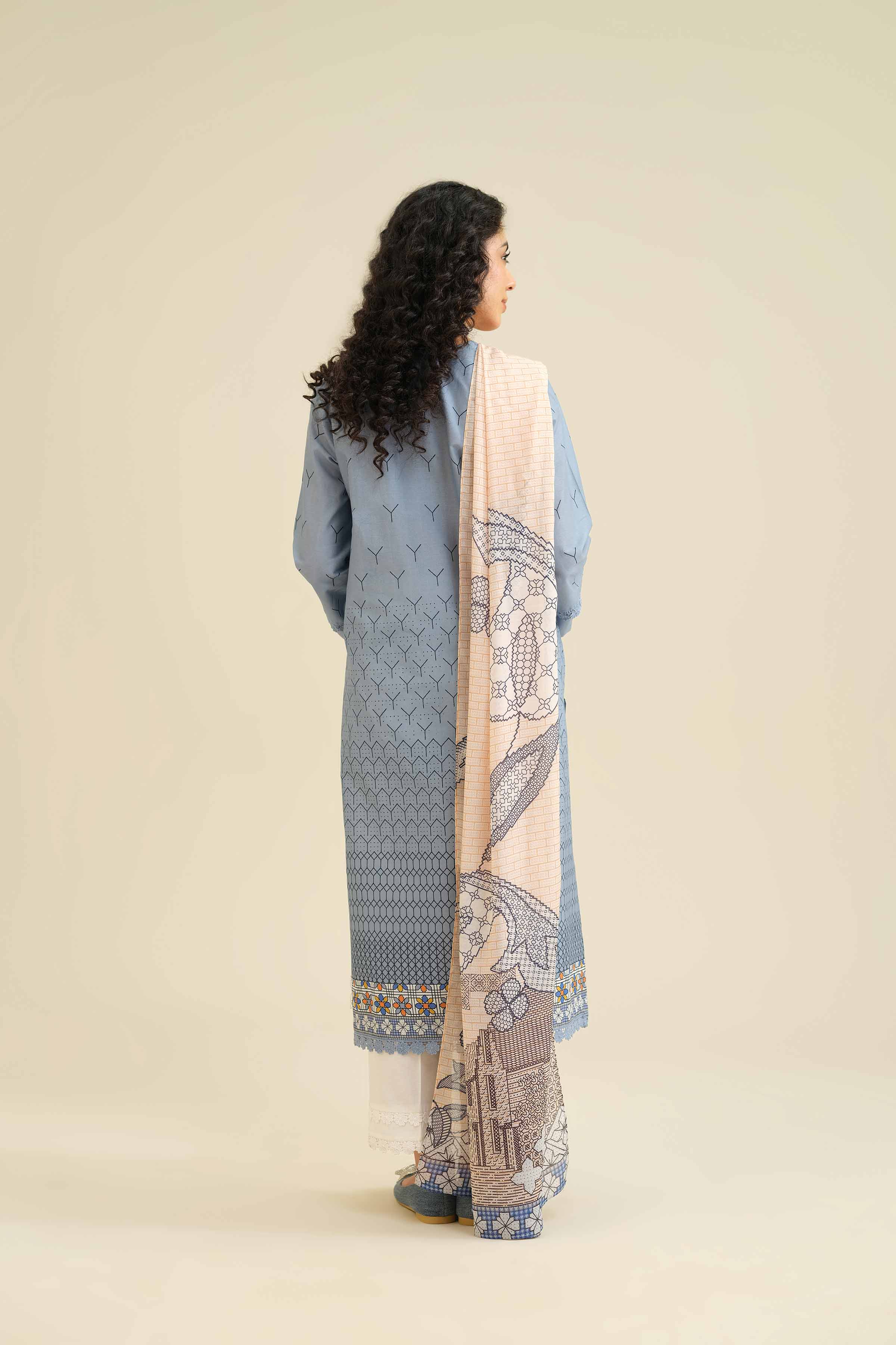 2 Piece - Printed Suit - PW25-48 - Image 3