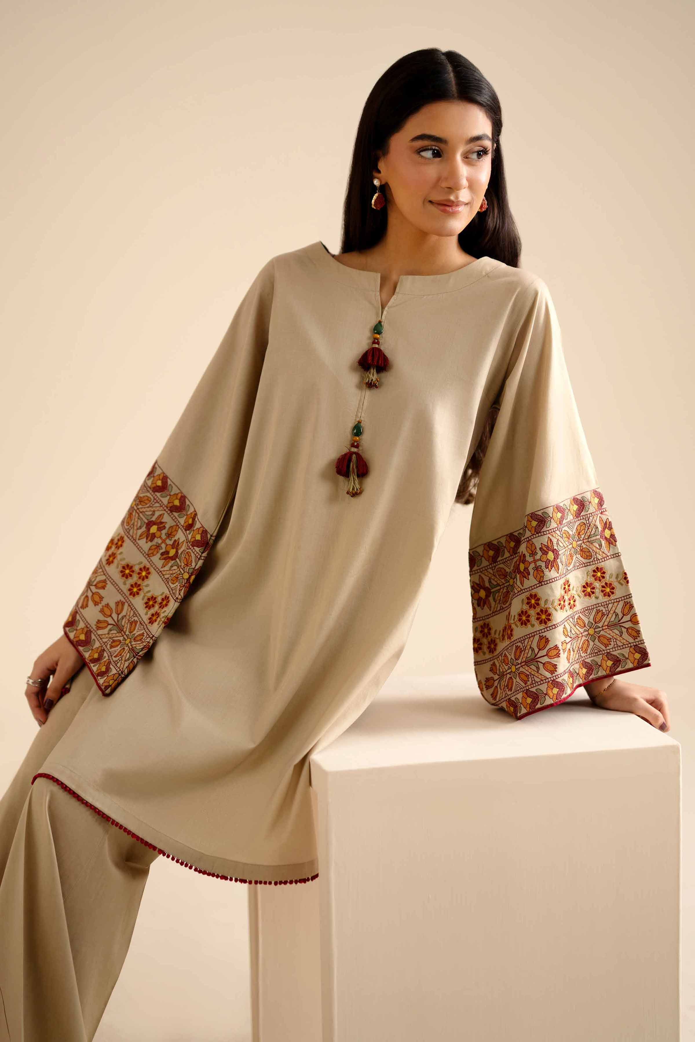 2 Piece - Embroidered Suit - PW25-52 - Image 2