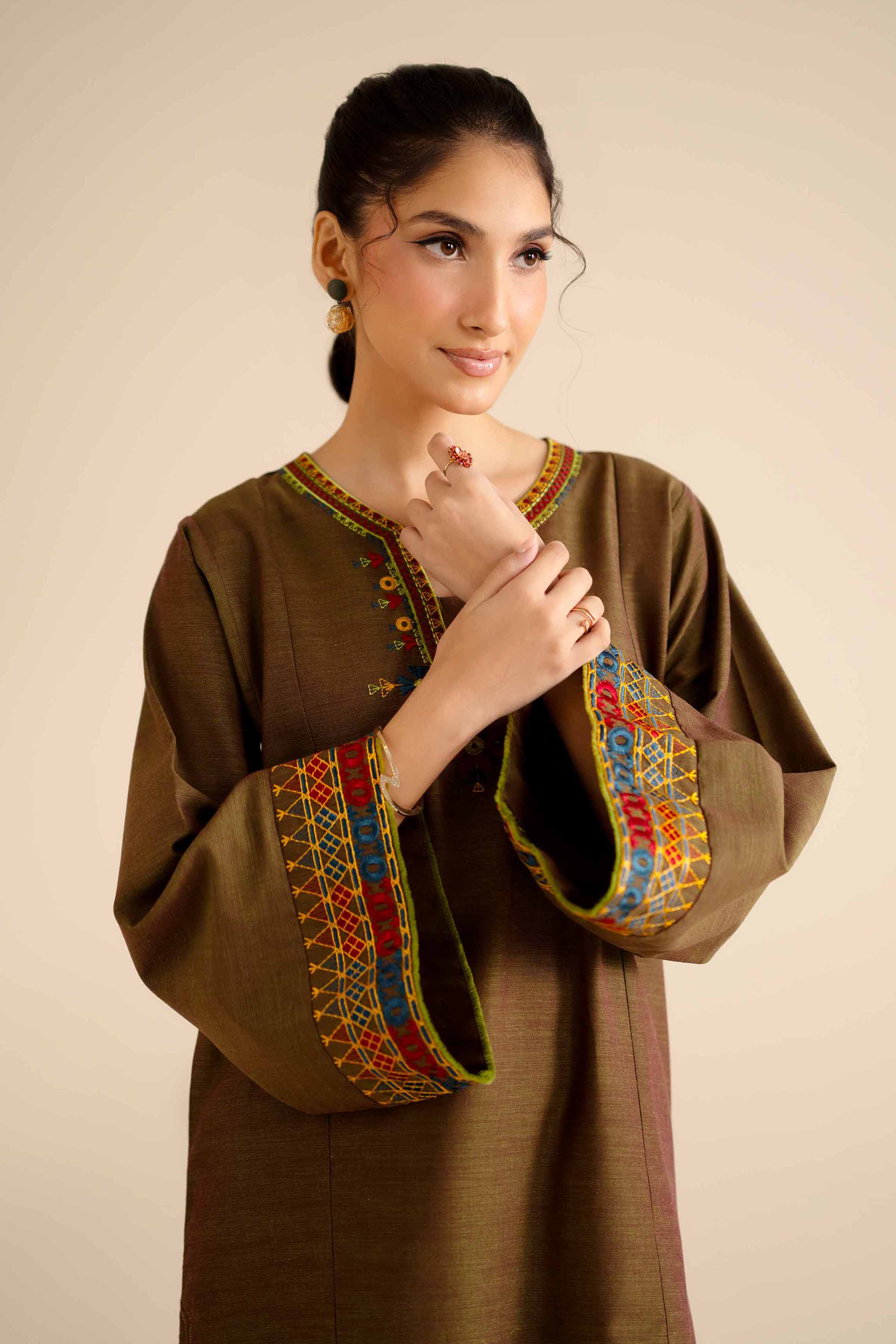 Embroidered Shirt - PW25-571 - Image 2