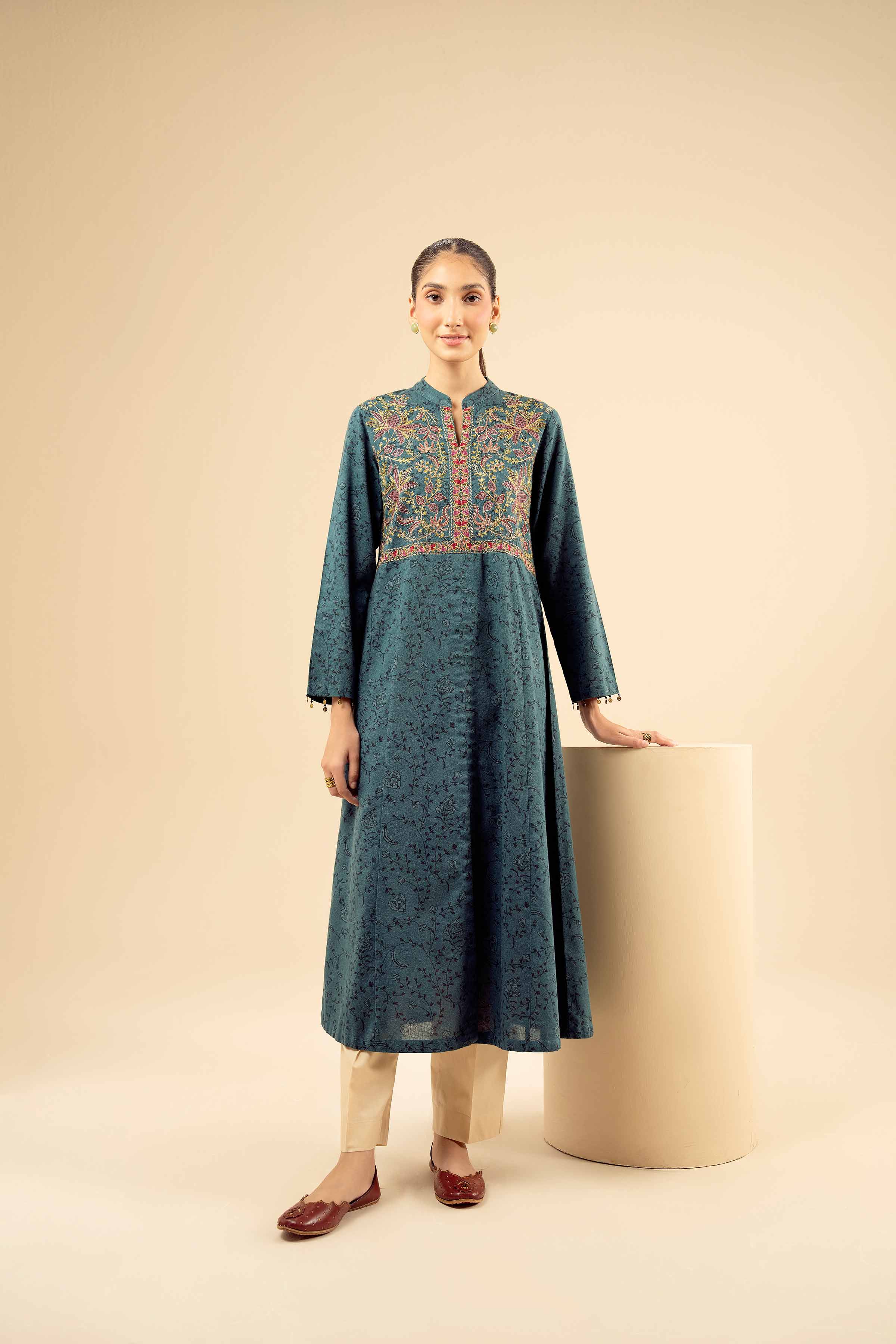 Printed Embroidered Shirt - PW25-579 - Image 4