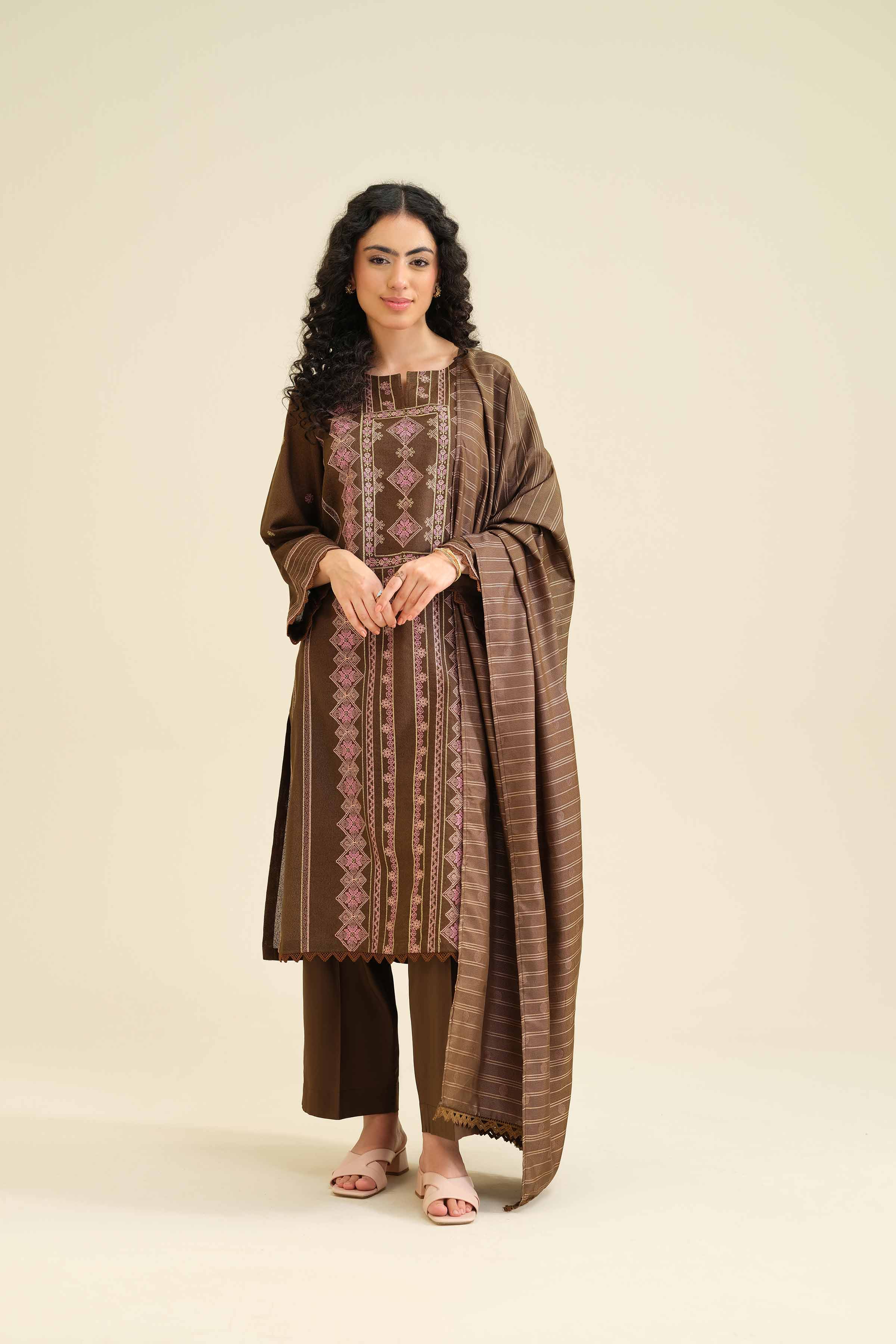 3 Piece - Embroidered Suit - PW25-63 - Image 5