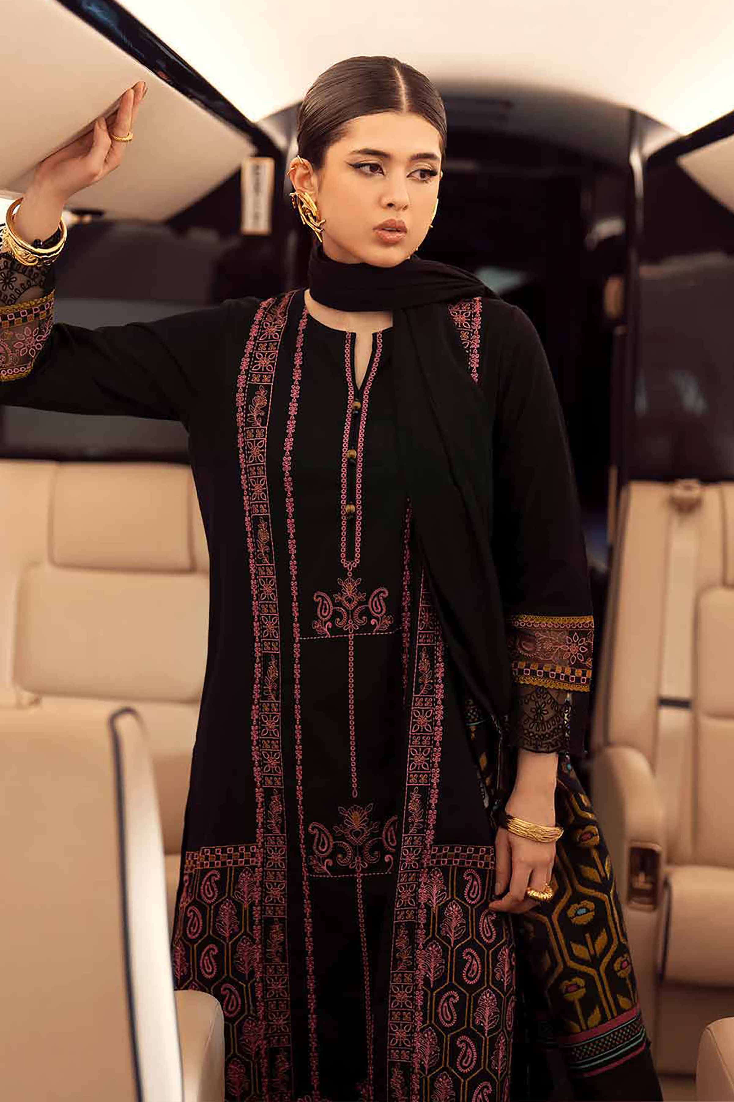 3 Piece - Embroidered Suit - PW25-87 - Image 2