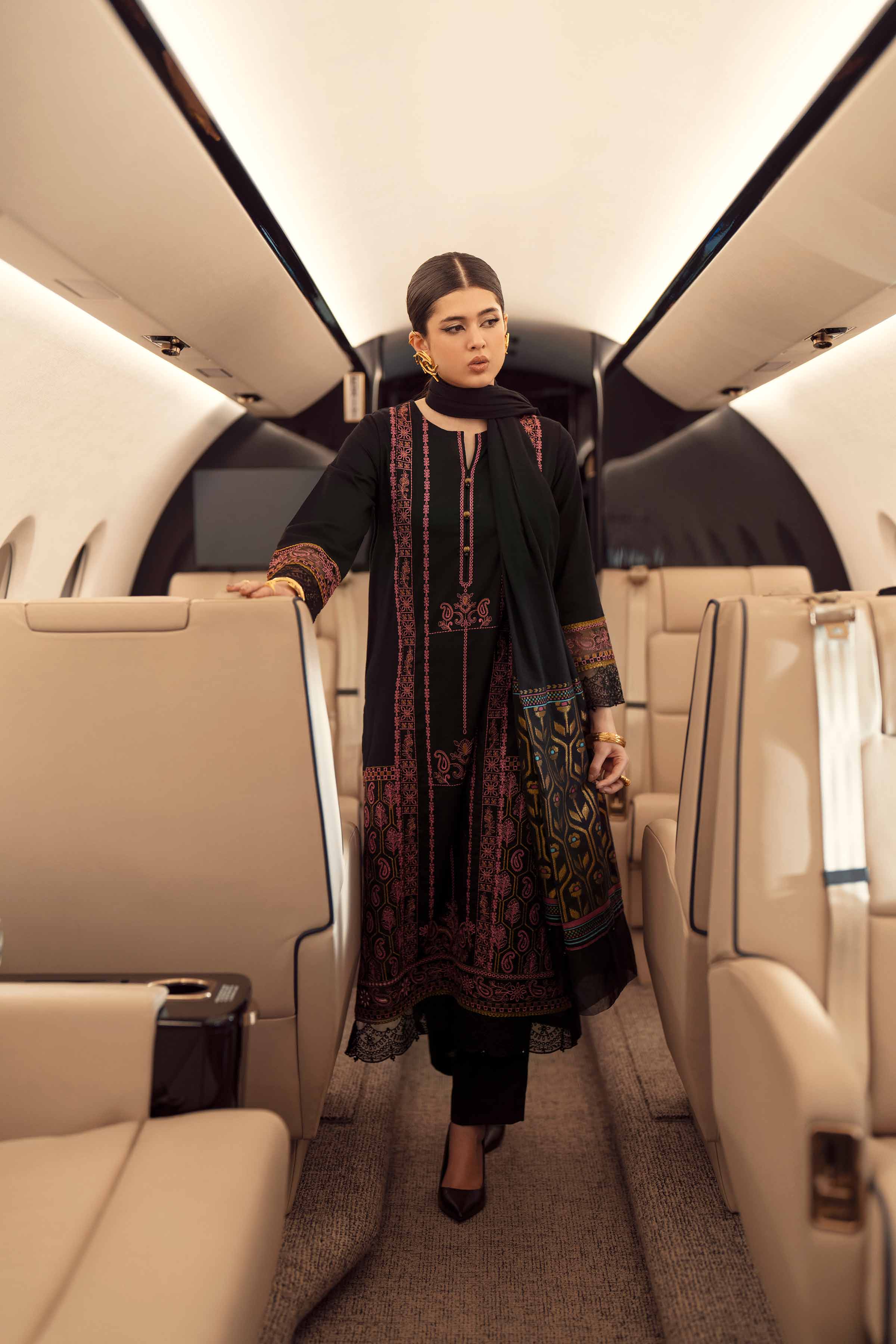 3 Piece - Embroidered Suit - PW25-87 - Image 4