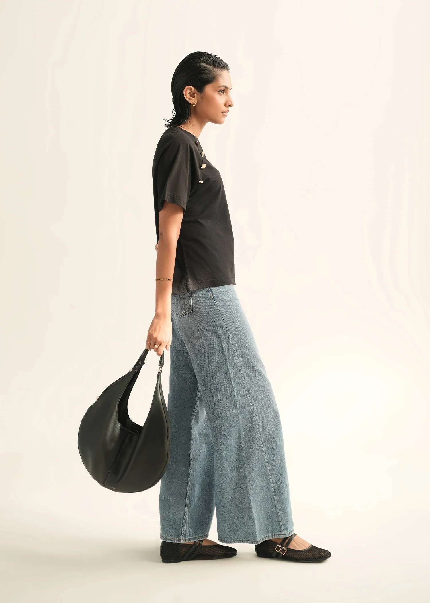 T Shirt With Button Detail - KOA - Image 5